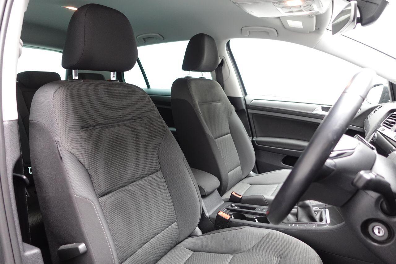 Volkswagen Golf - Image 3