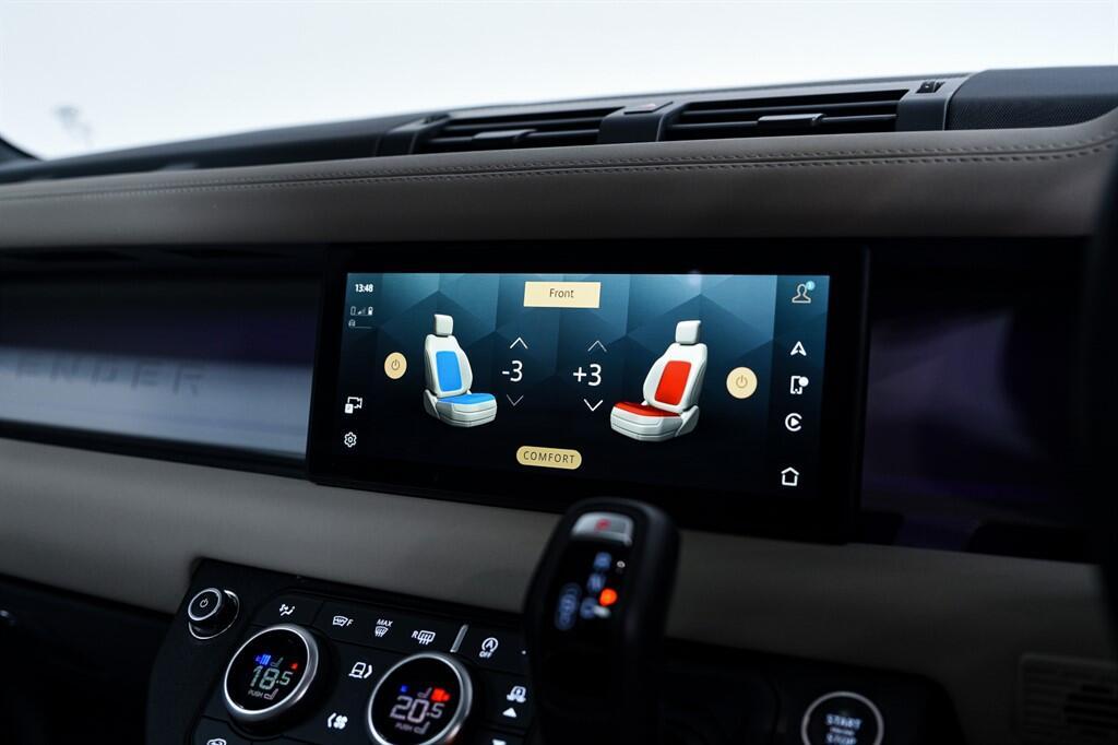 Land Rover Defender 110 - Image 21