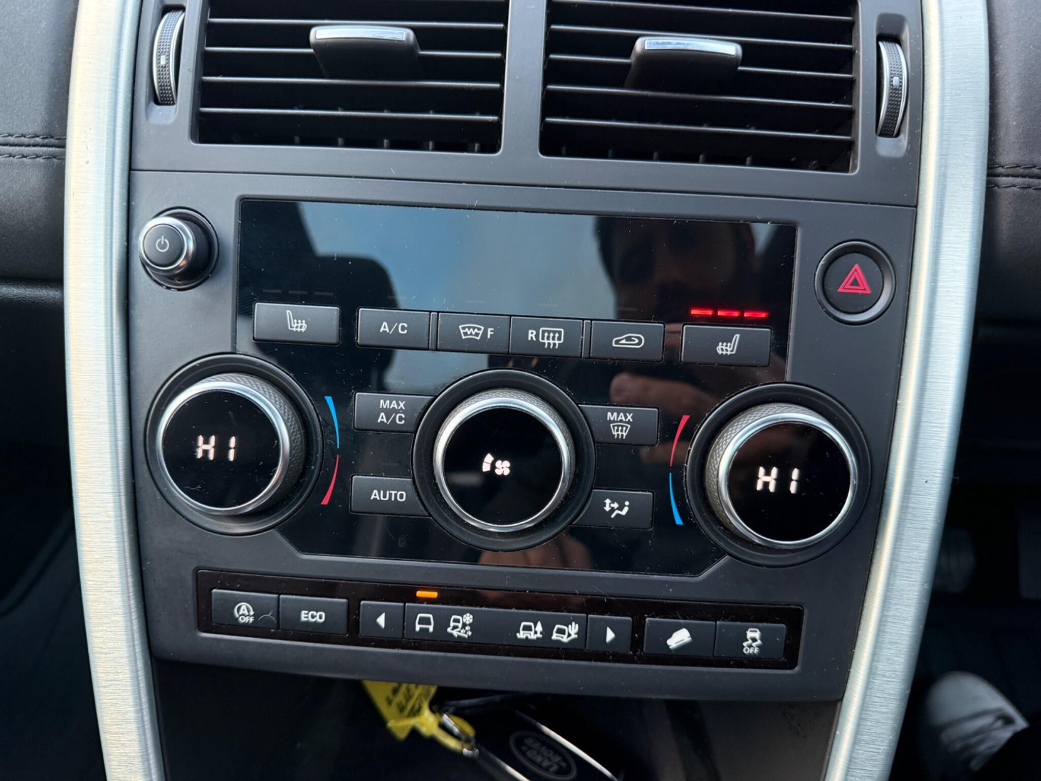 Land Rover DISCOVERY SPORT - Image 15