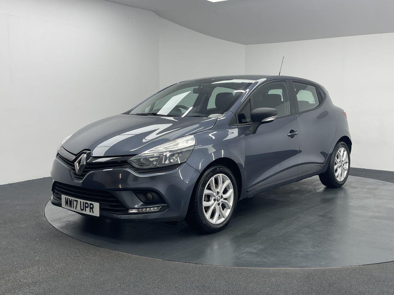 Renault Clio - Image 11