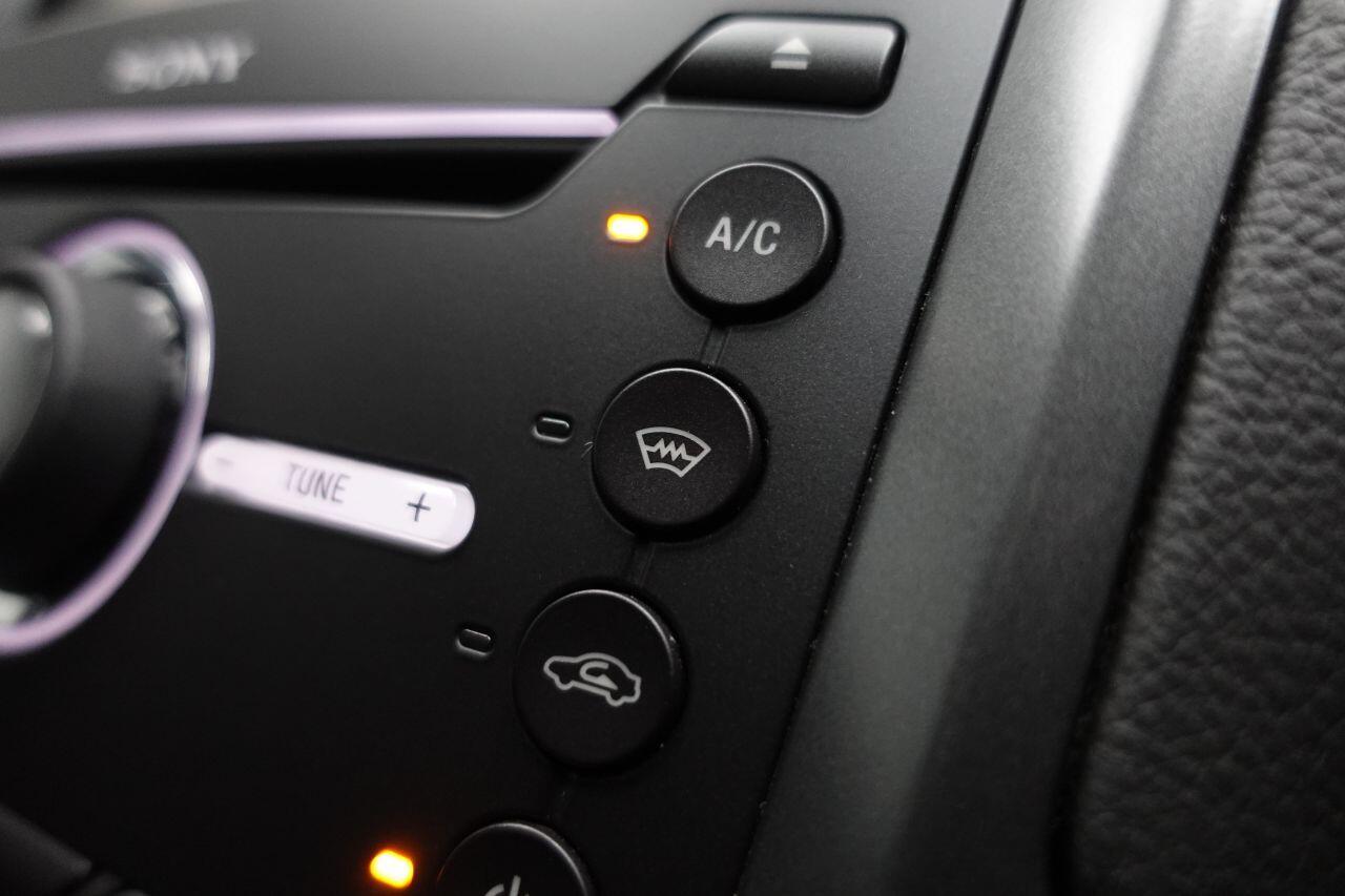 Ford Mondeo - Image 26