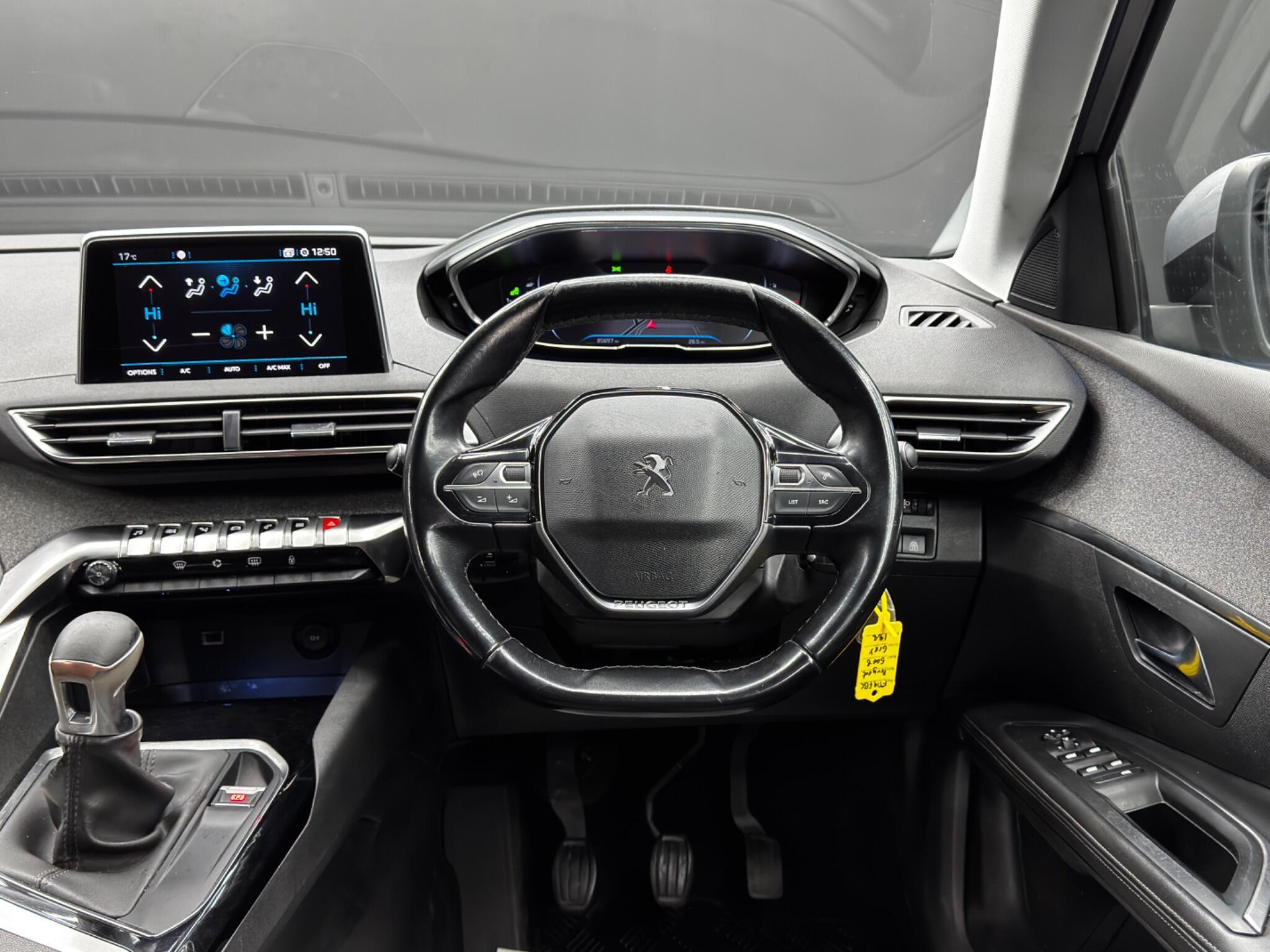 Peugeot 5008 - Image 19