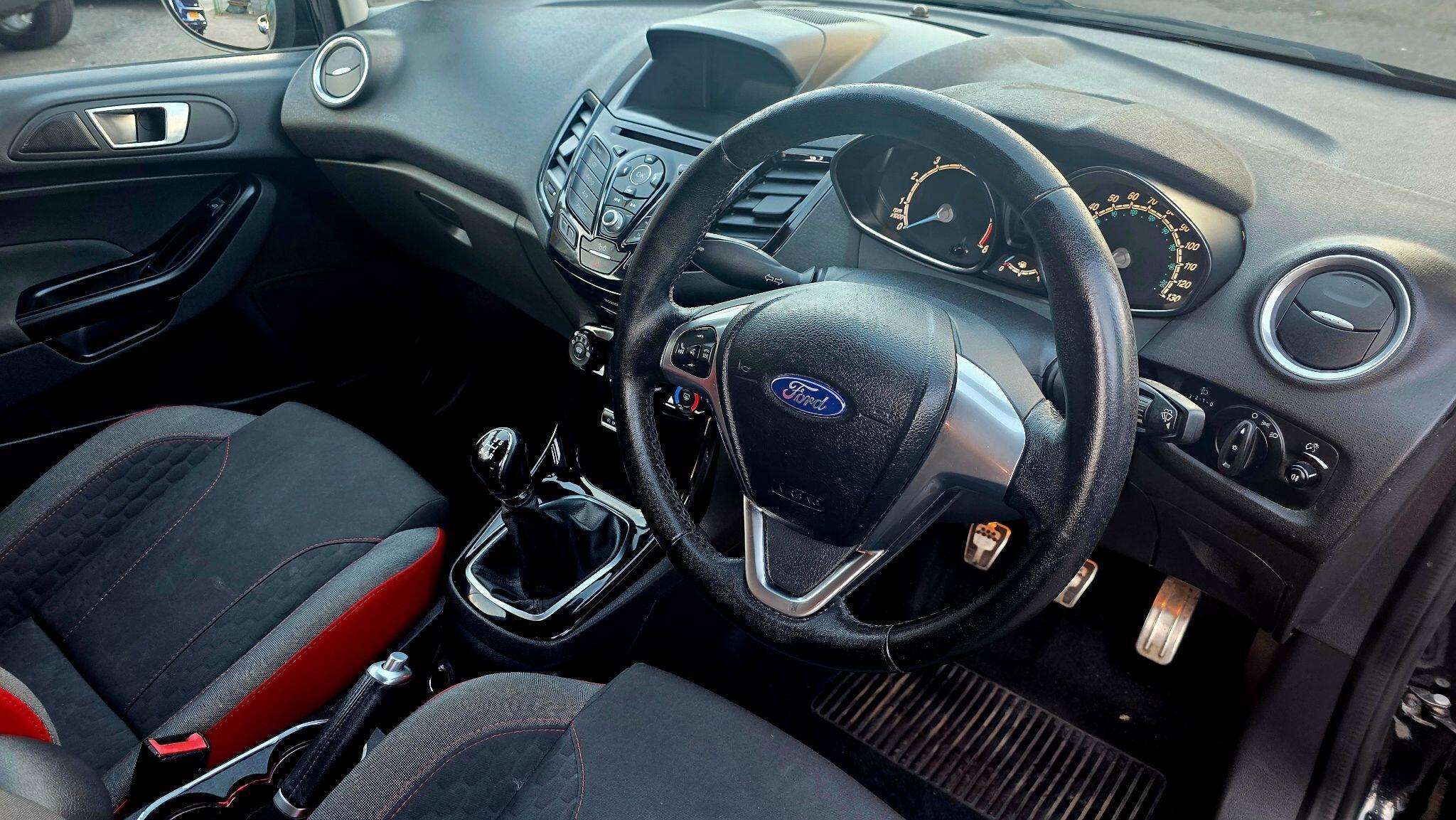 Ford Fiesta - Image 20