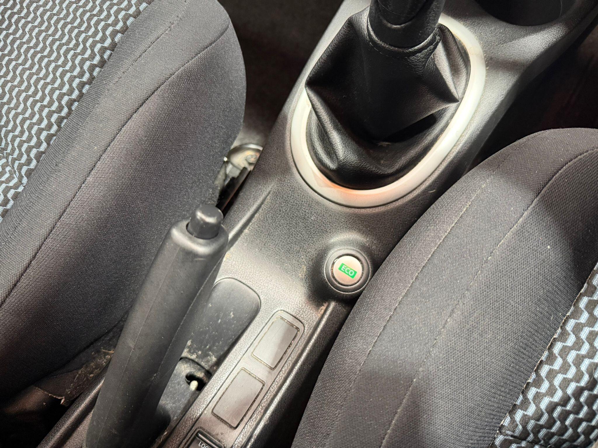 Nissan Note - Image 17
