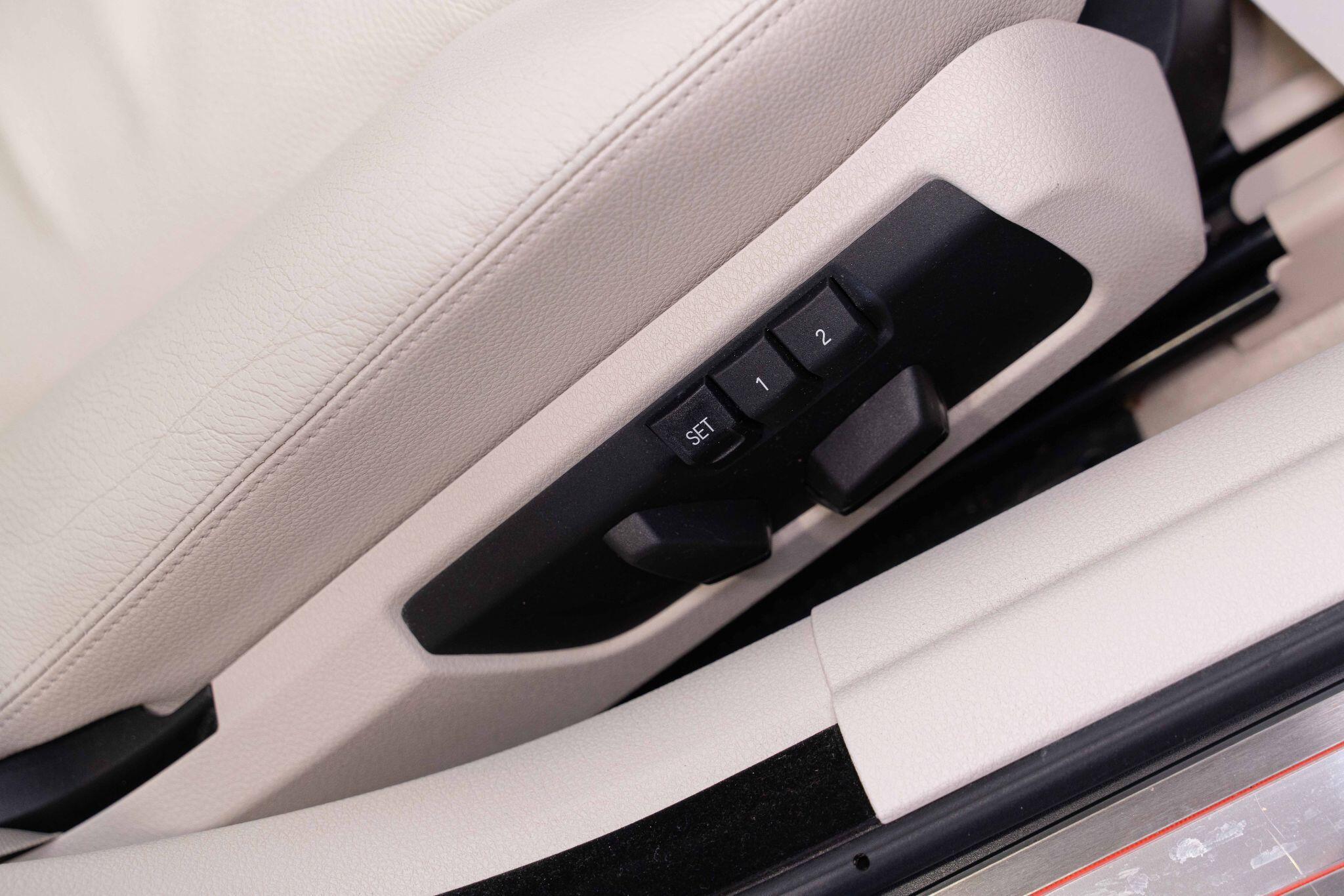 BMW 6 SERIES GRAN COUPE - Image 42