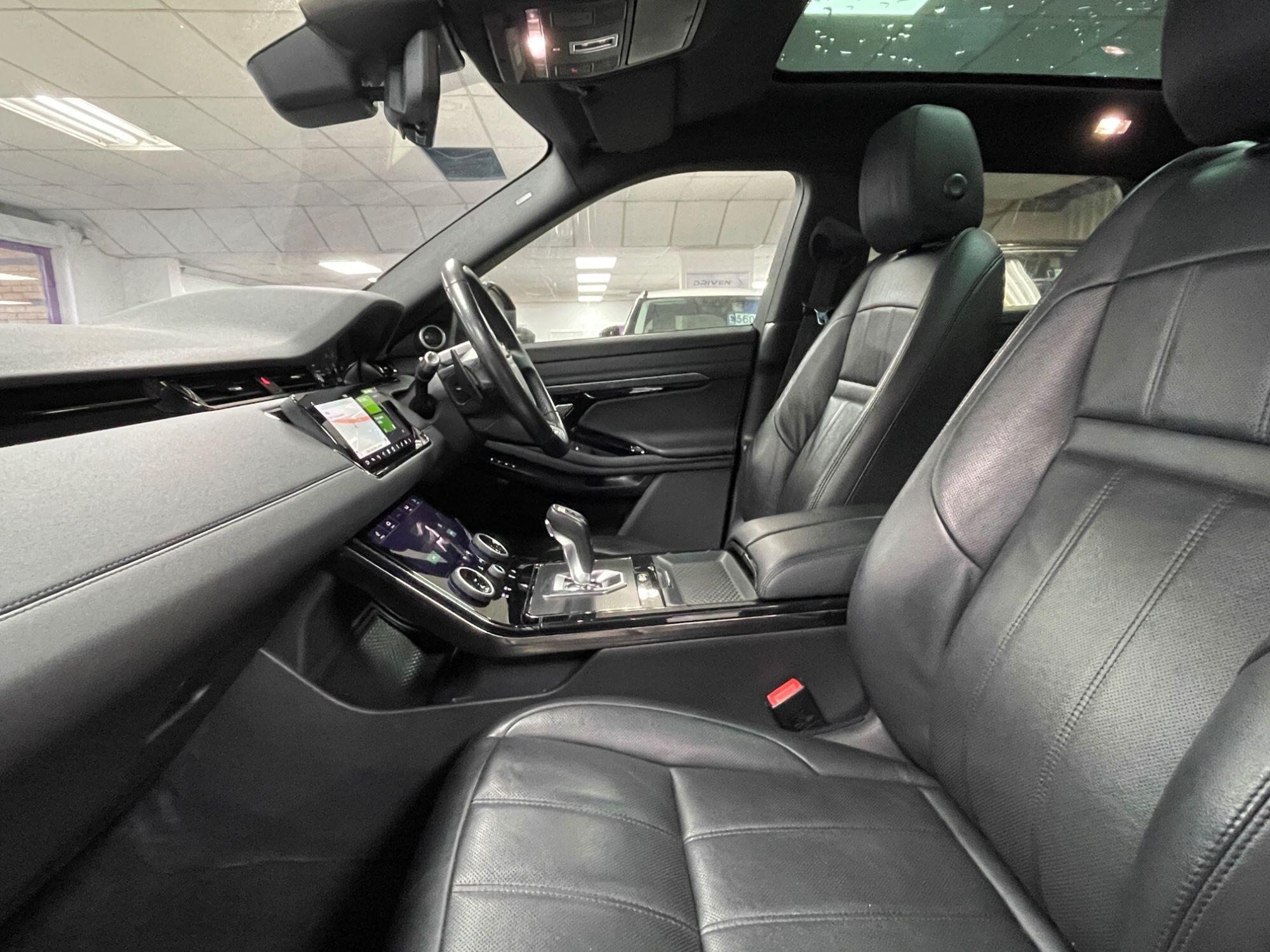 Land Rover Range Rover Evoque - Image 32