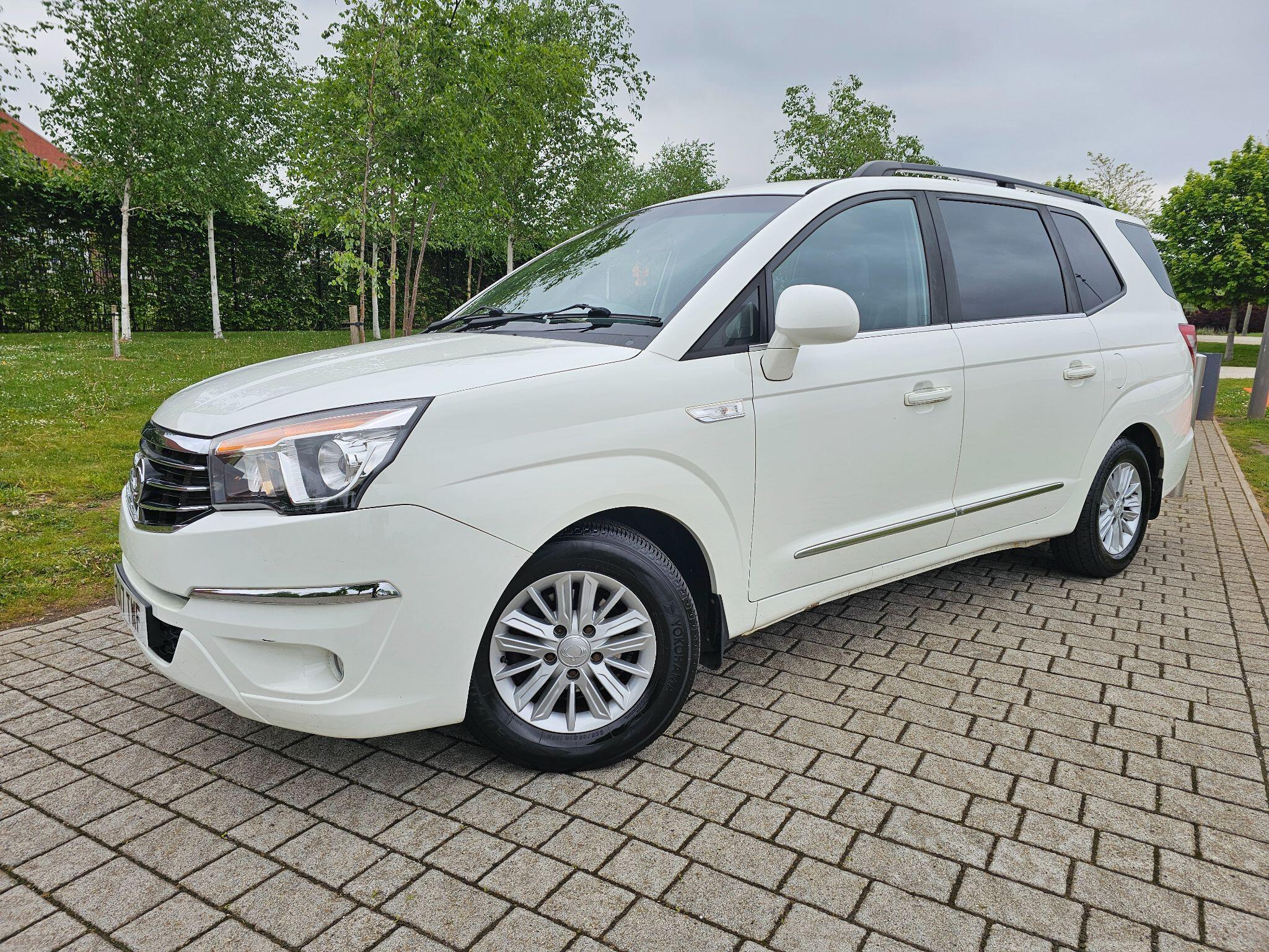 Ssangyong Turismo - Image 32