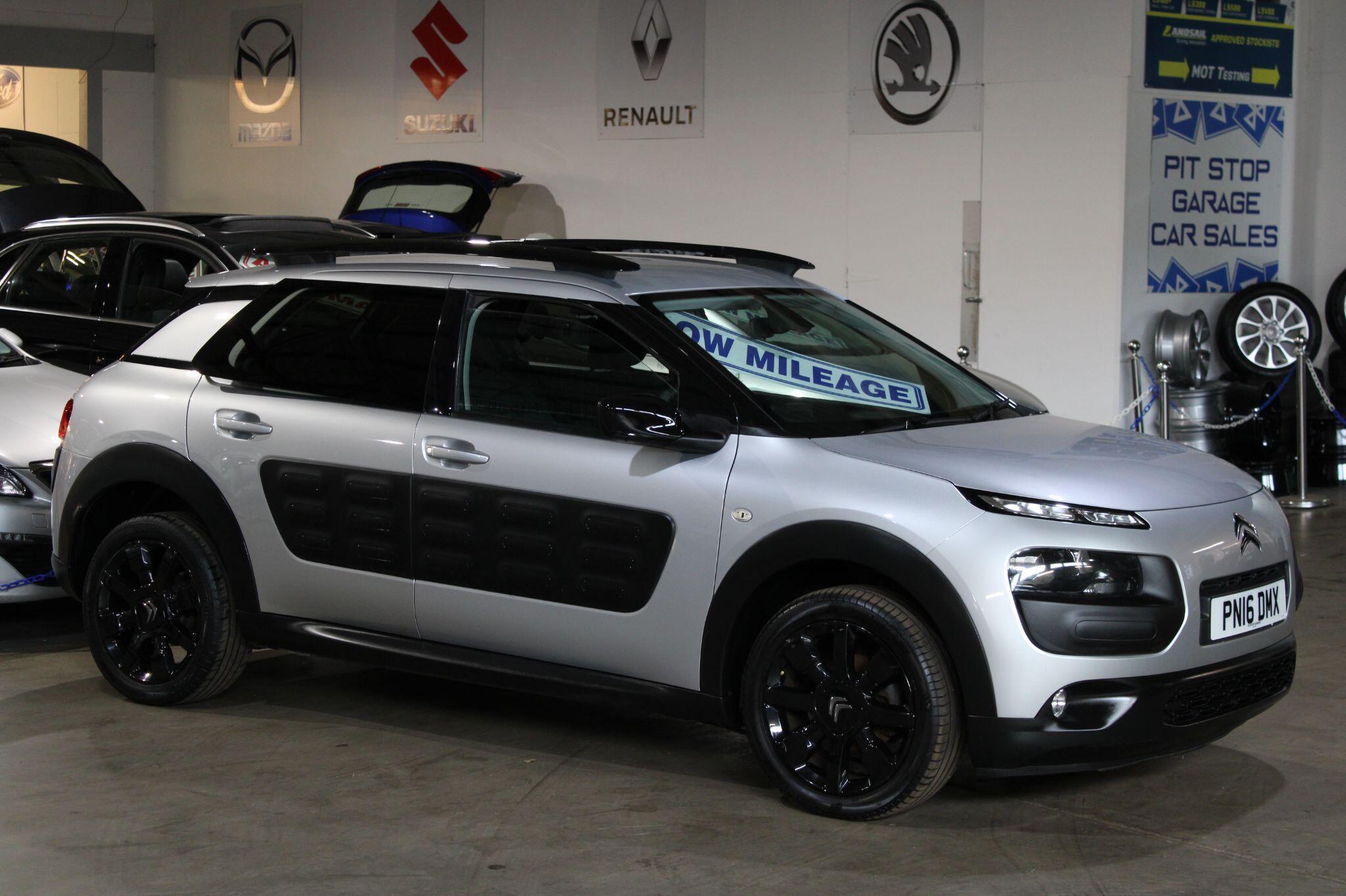 Citroen C4 Cactus - Image 17