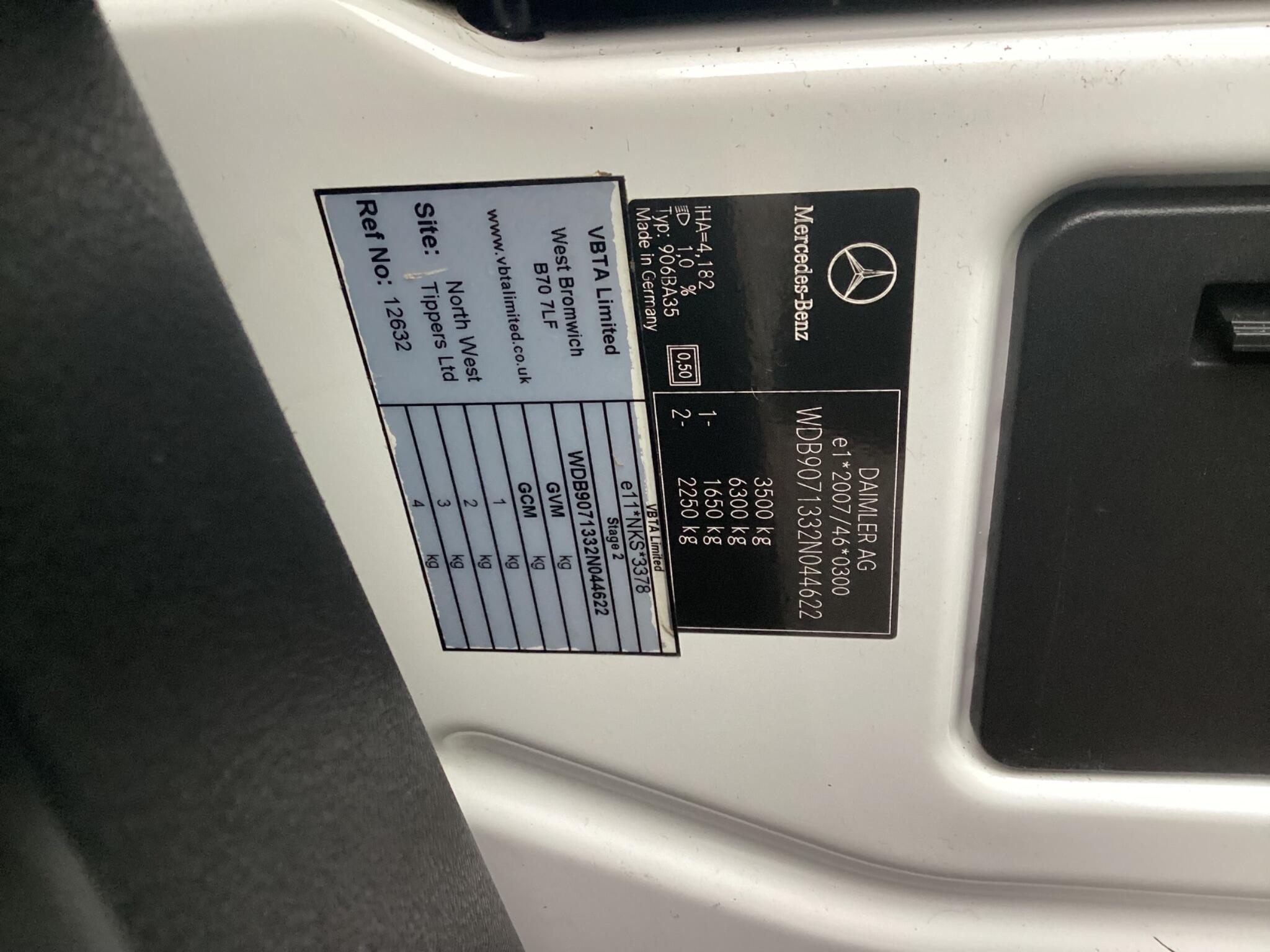 Mercedes Sprinter - Image 18