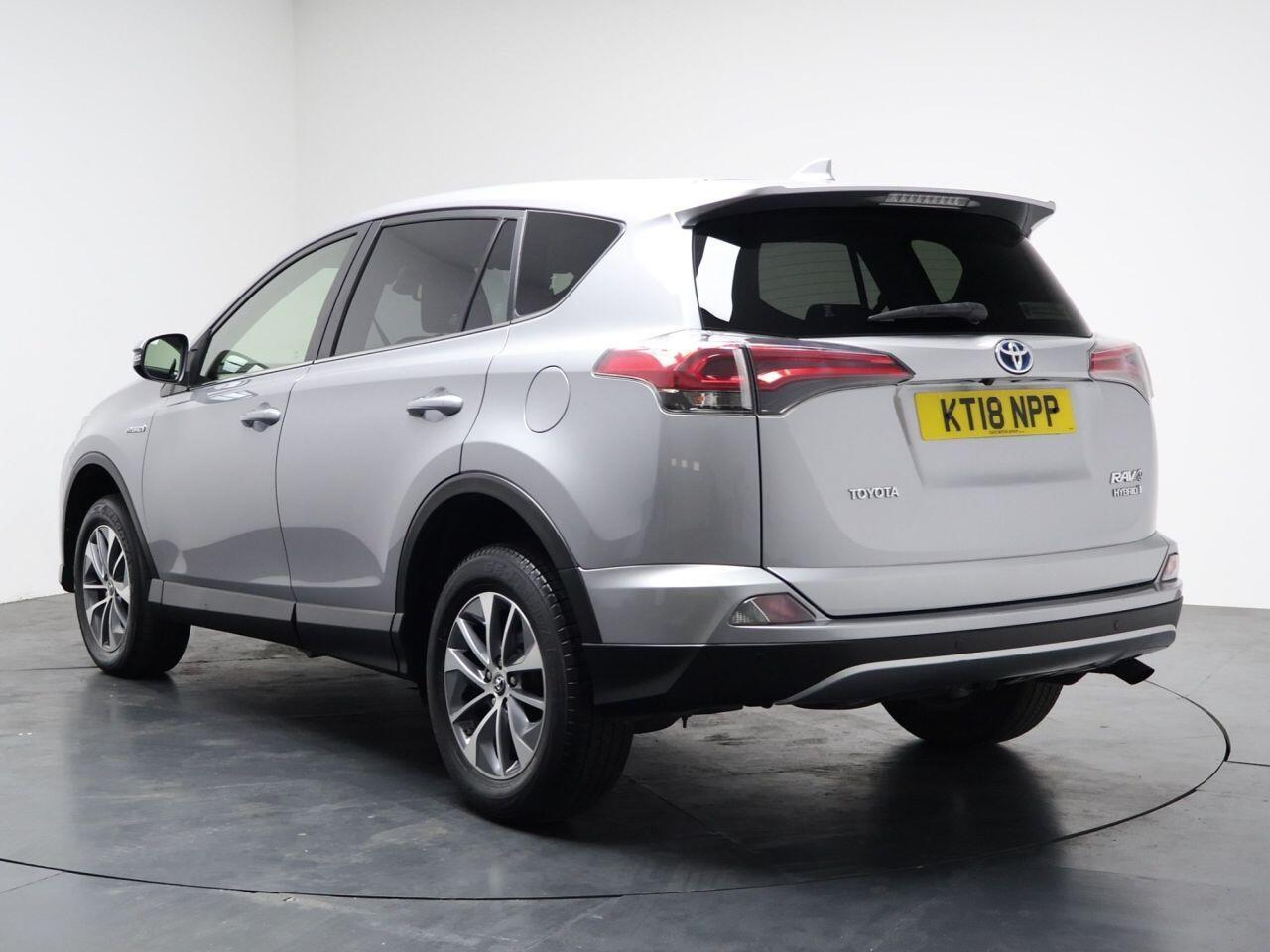 Toyota RAV4 - Image 9