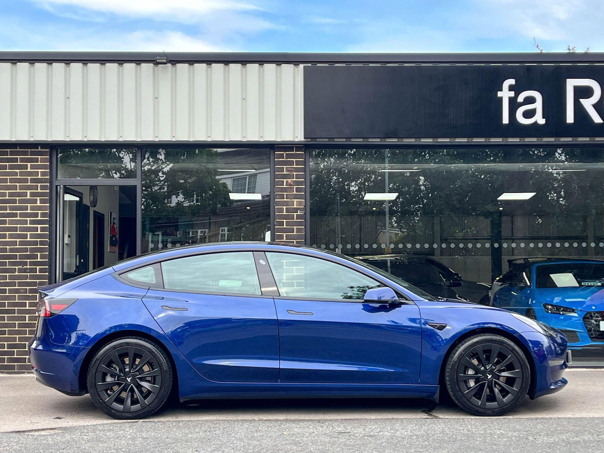 Tesla Model 3 - Image 16