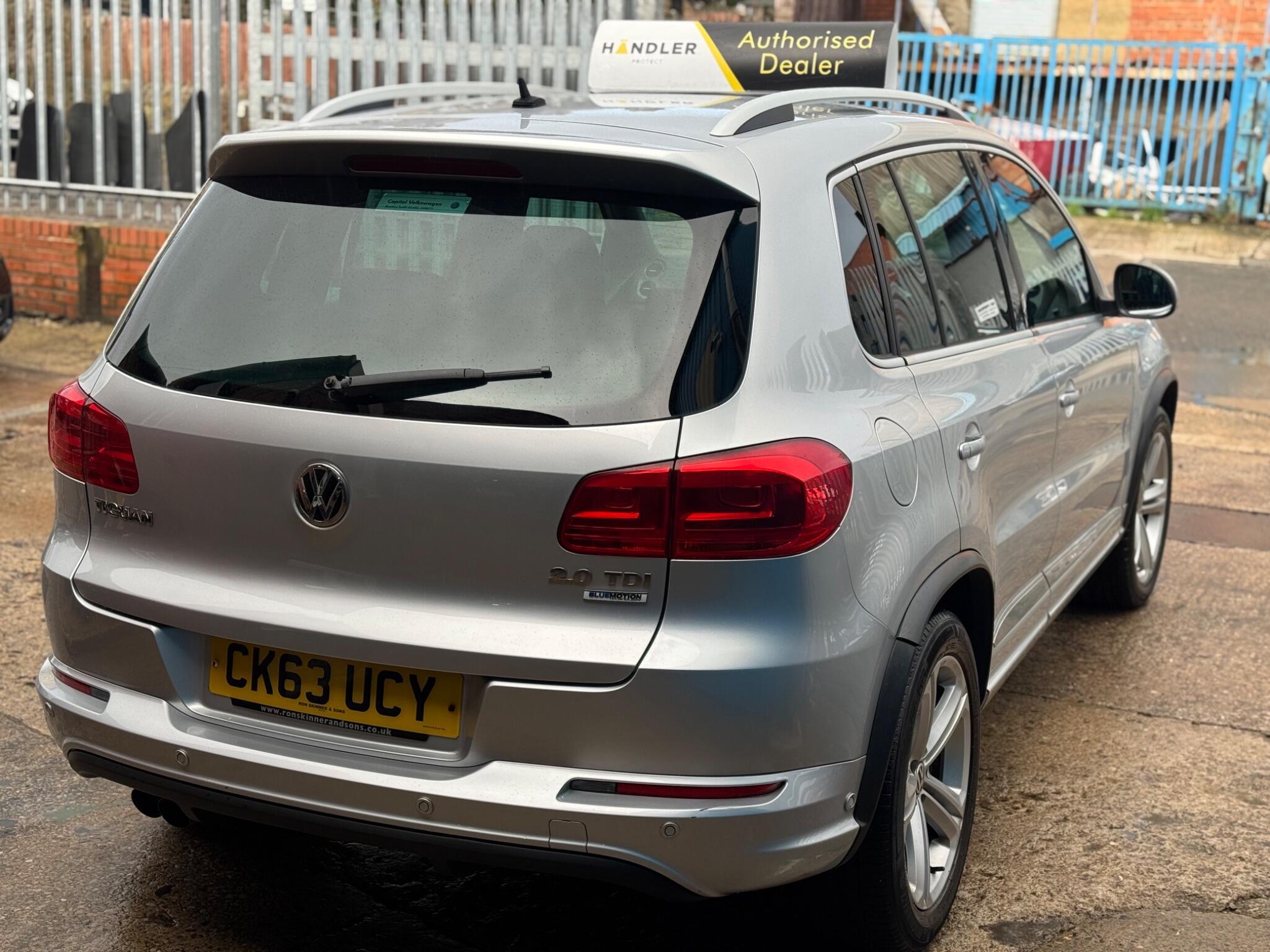 Volkswagen Tiguan - Image 22