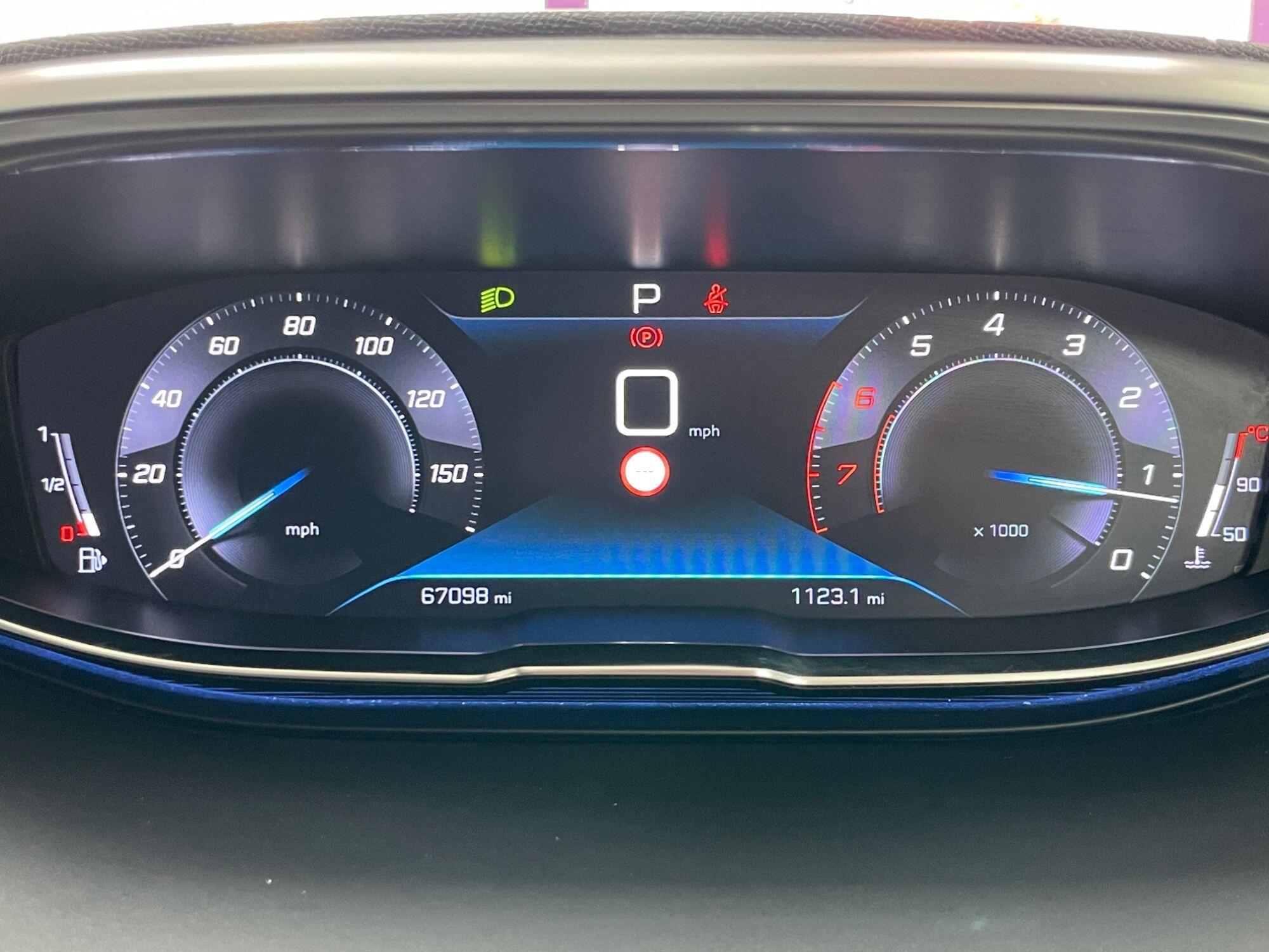 Peugeot 5008 - Image 39