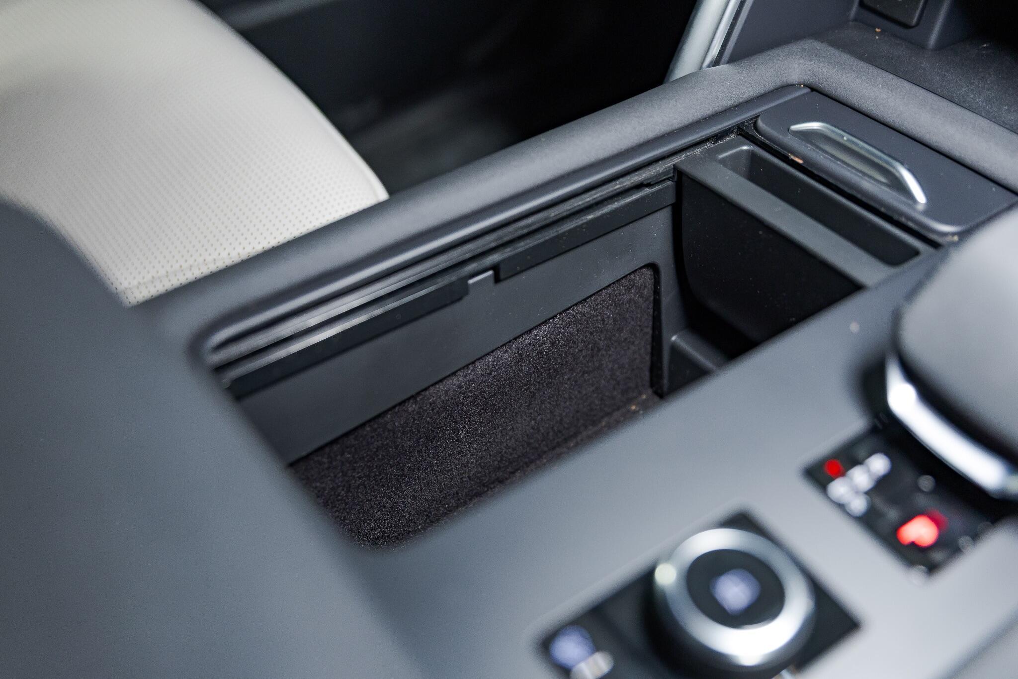 Land Rover Discovery - Image 61