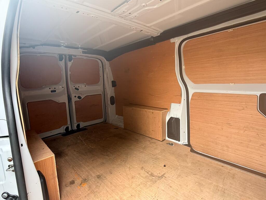 Peugeot Expert - Image 12