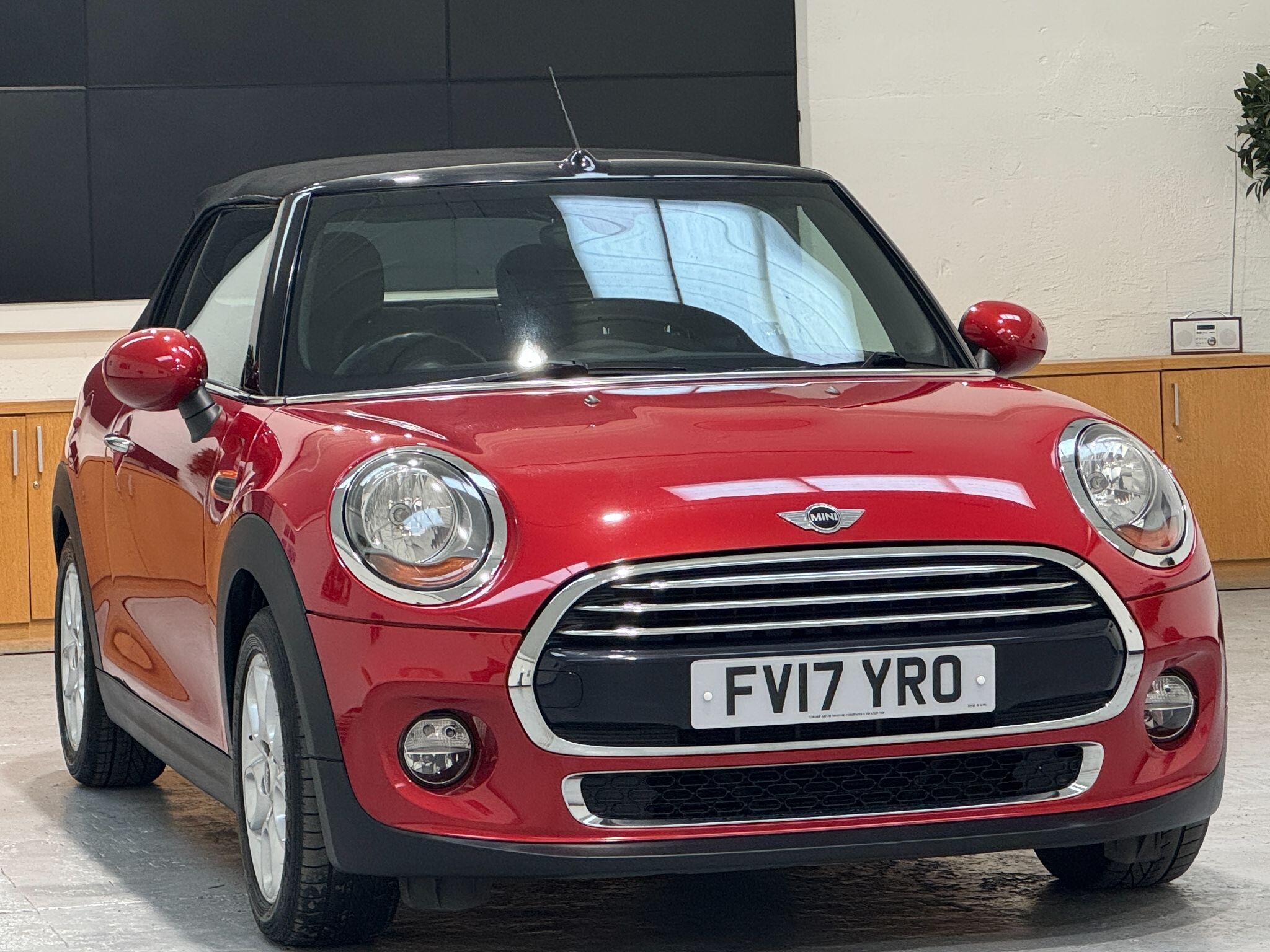 MINI Convertible - Image 10