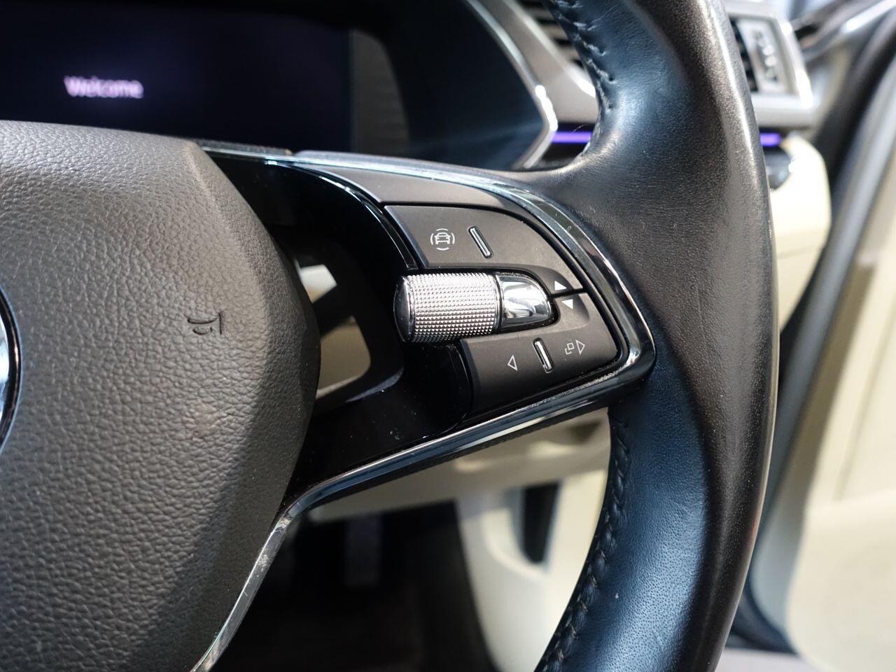 Skoda Superb - Image 25