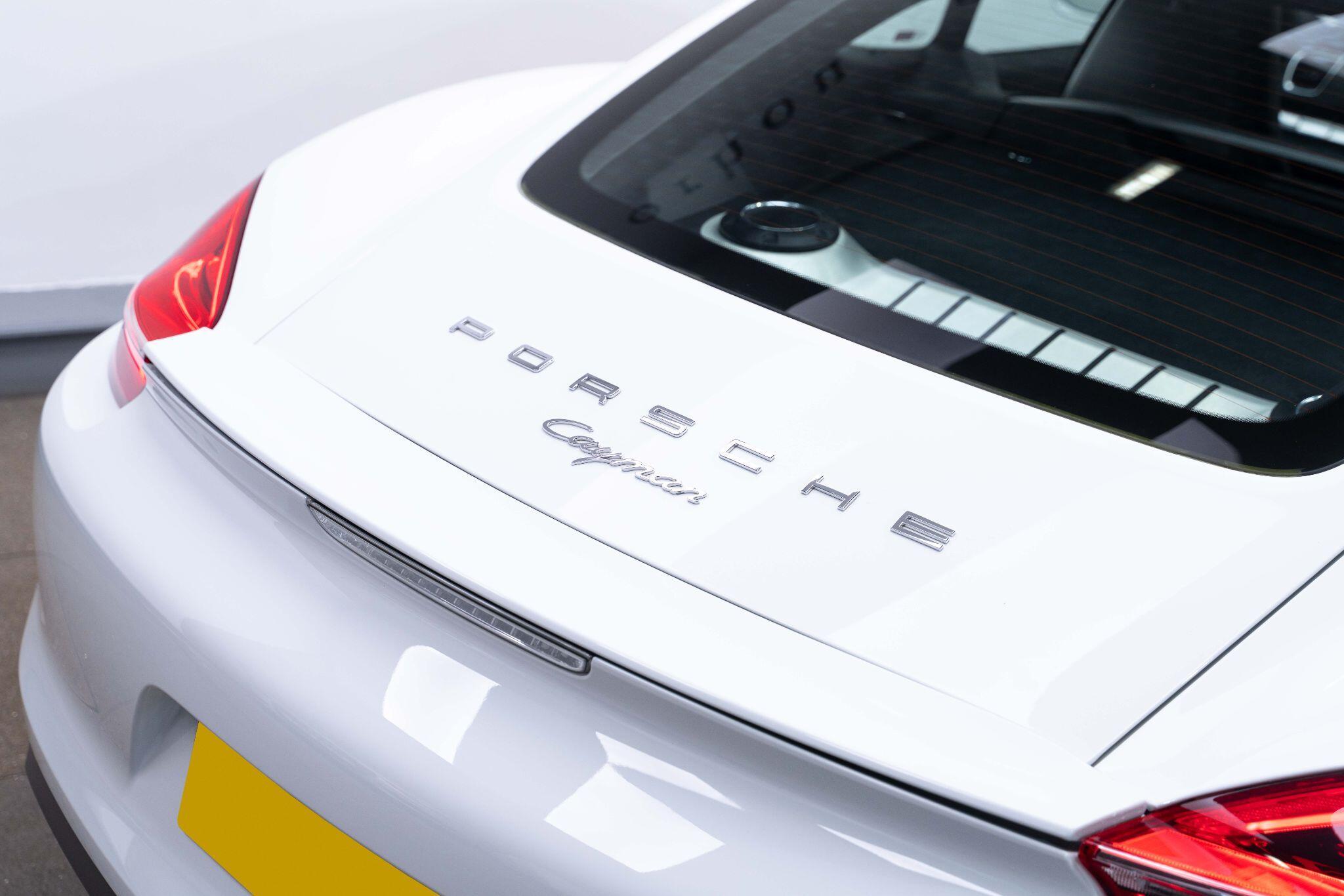 Porsche Cayman - Image 35