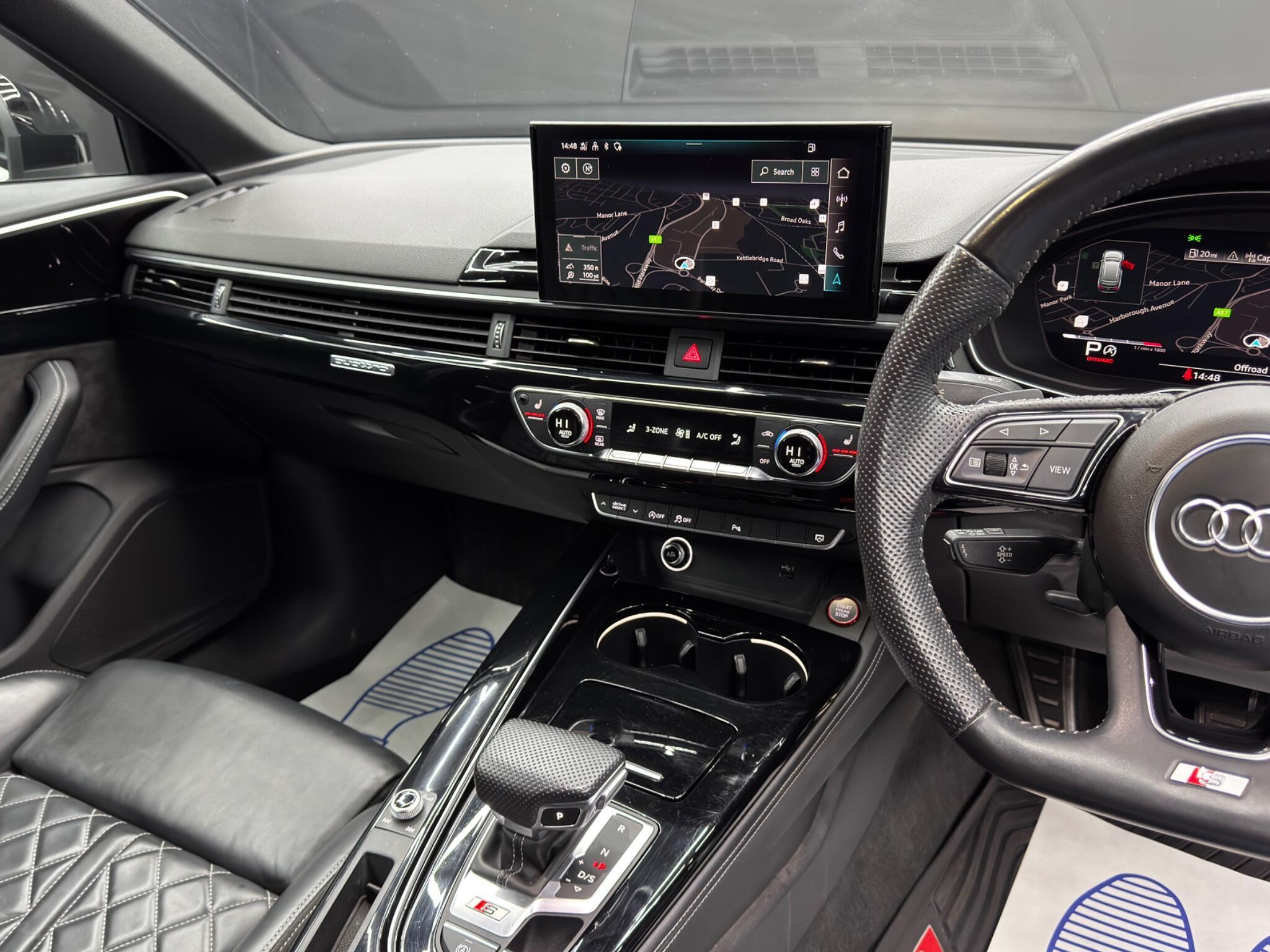 Audi S4 Avant - Image 24