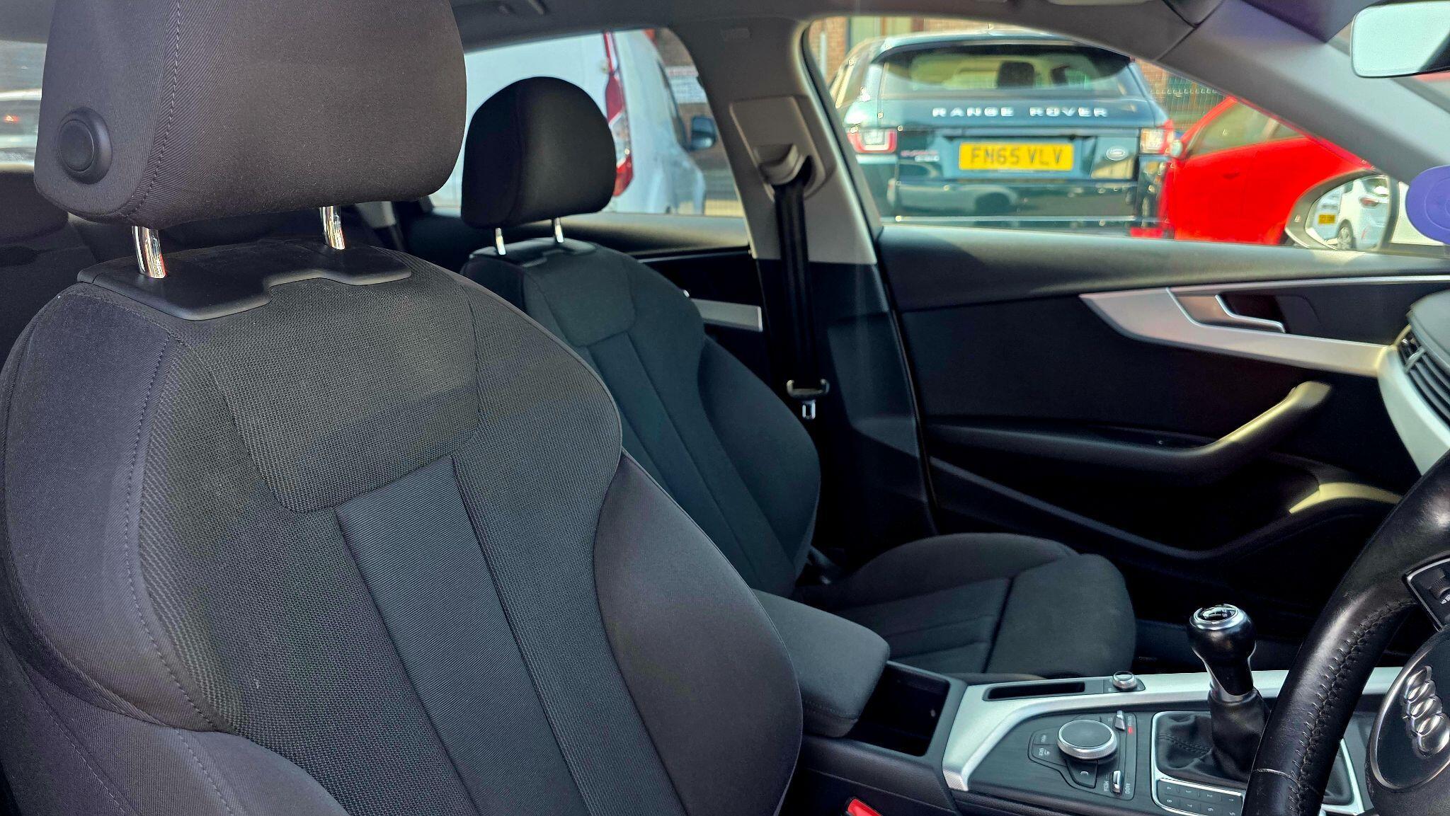Audi A4 - Image 11