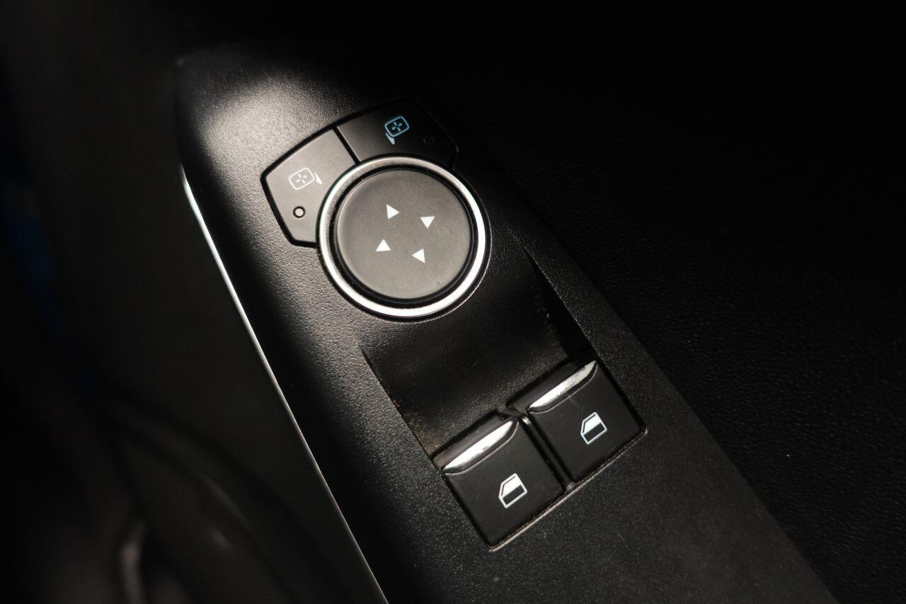 Ford Fiesta - Image 39