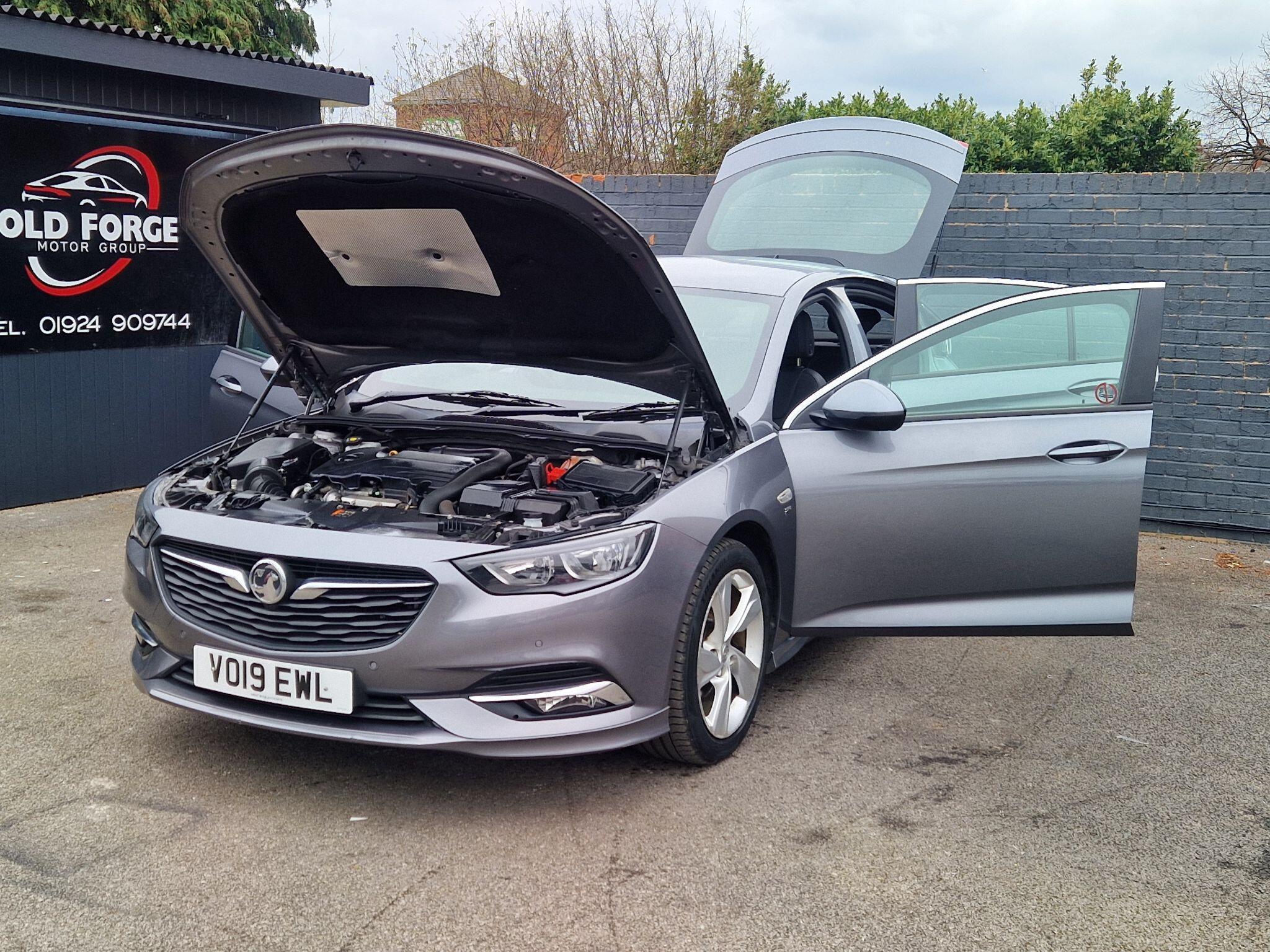 Vauxhall Insignia - Image 14