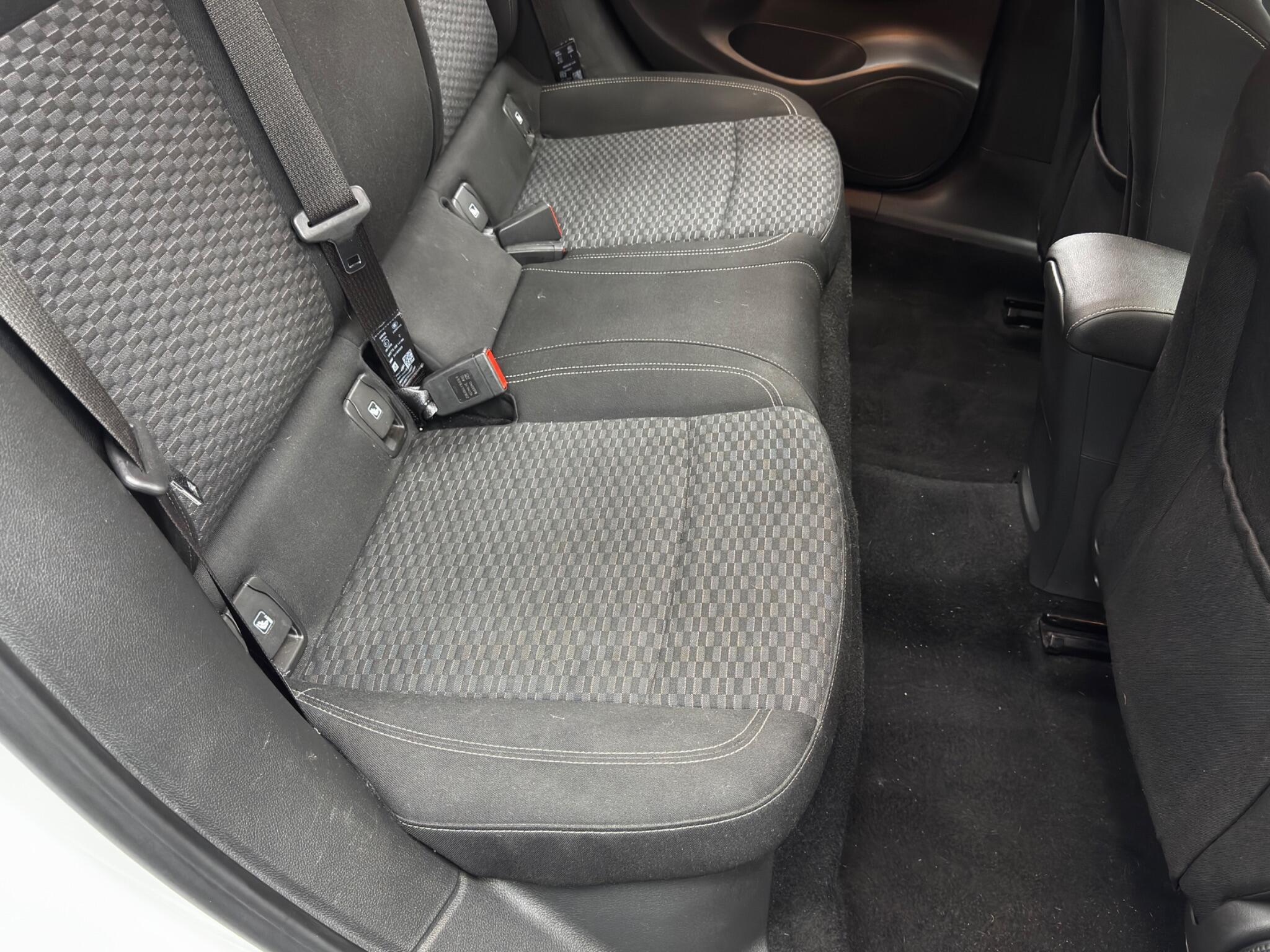 Vauxhall Astra - Image 16