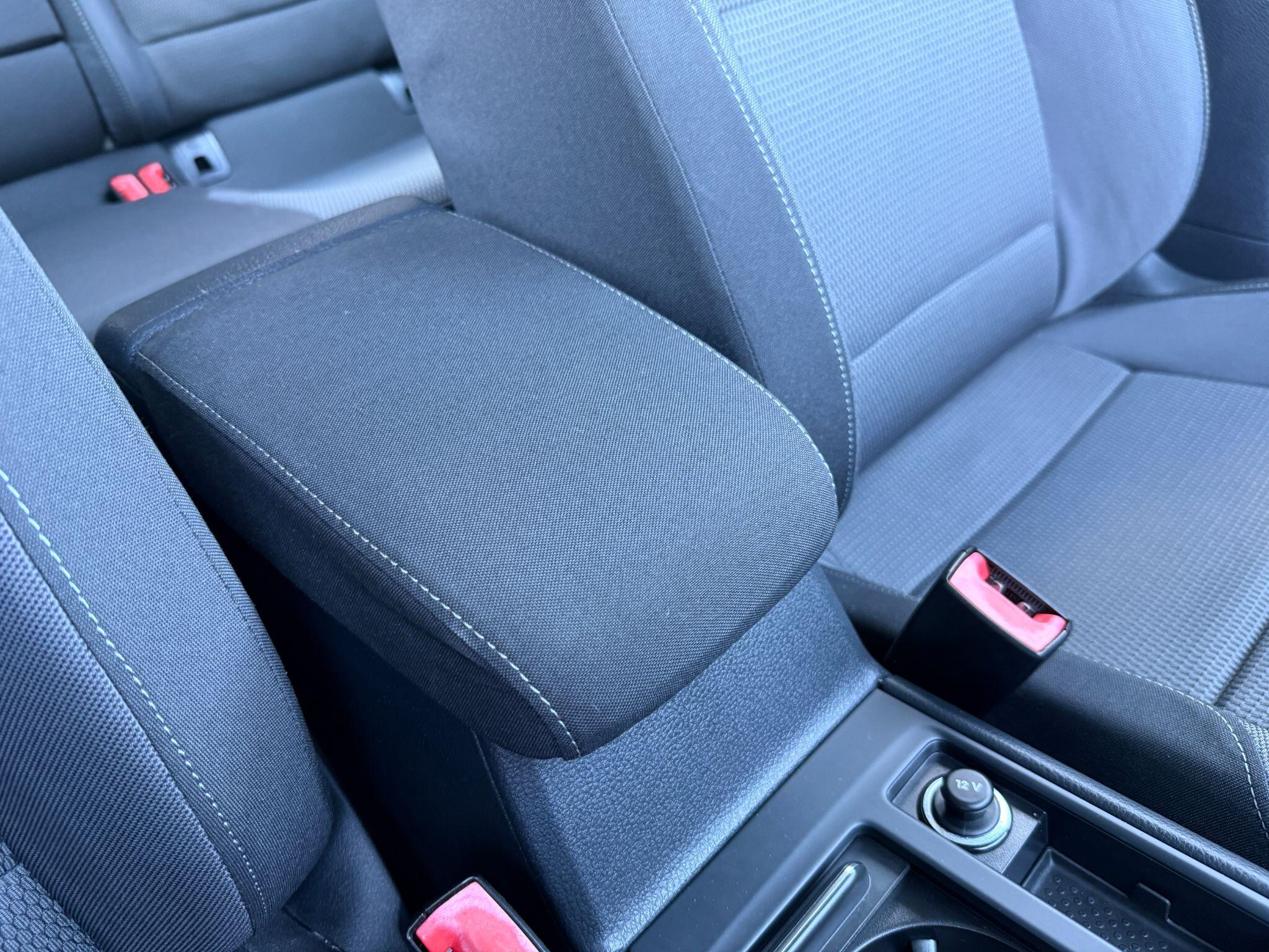 Volkswagen Golf - Image 62