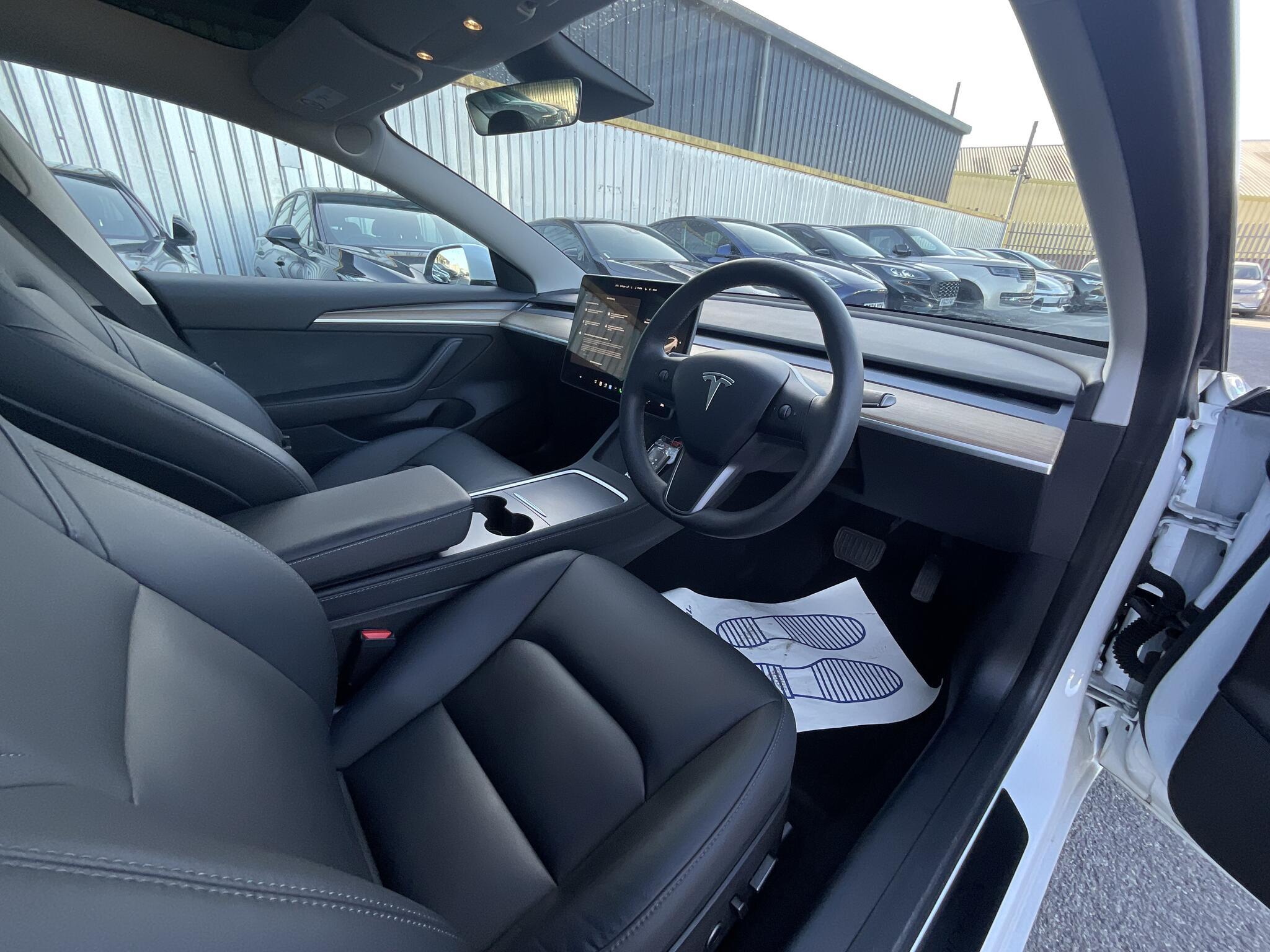 Tesla Model 3 - Image 7