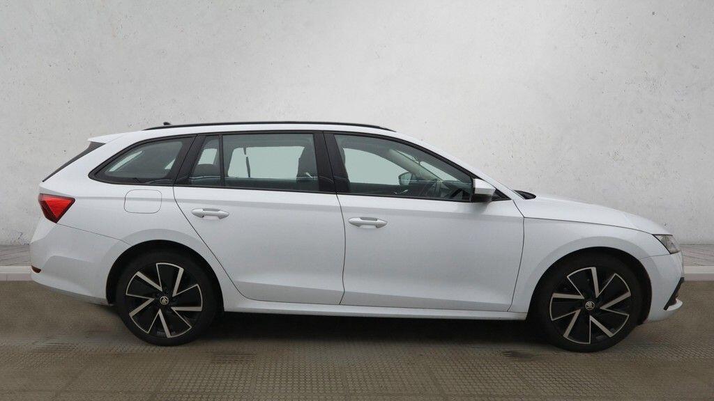 Skoda Octavia - Image 8