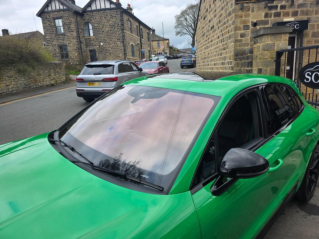 Porsche Macan - Image 12