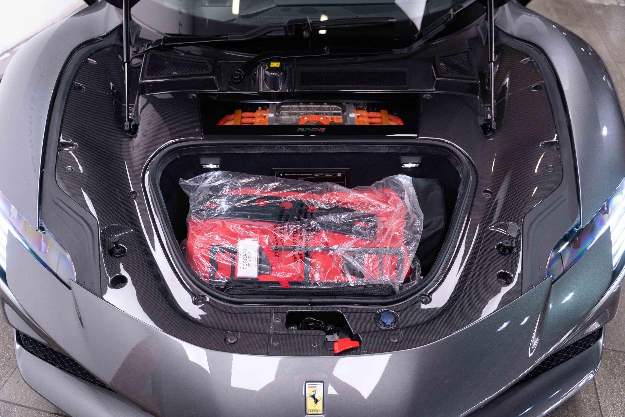 Ferrari SF90 Spider - Image 39