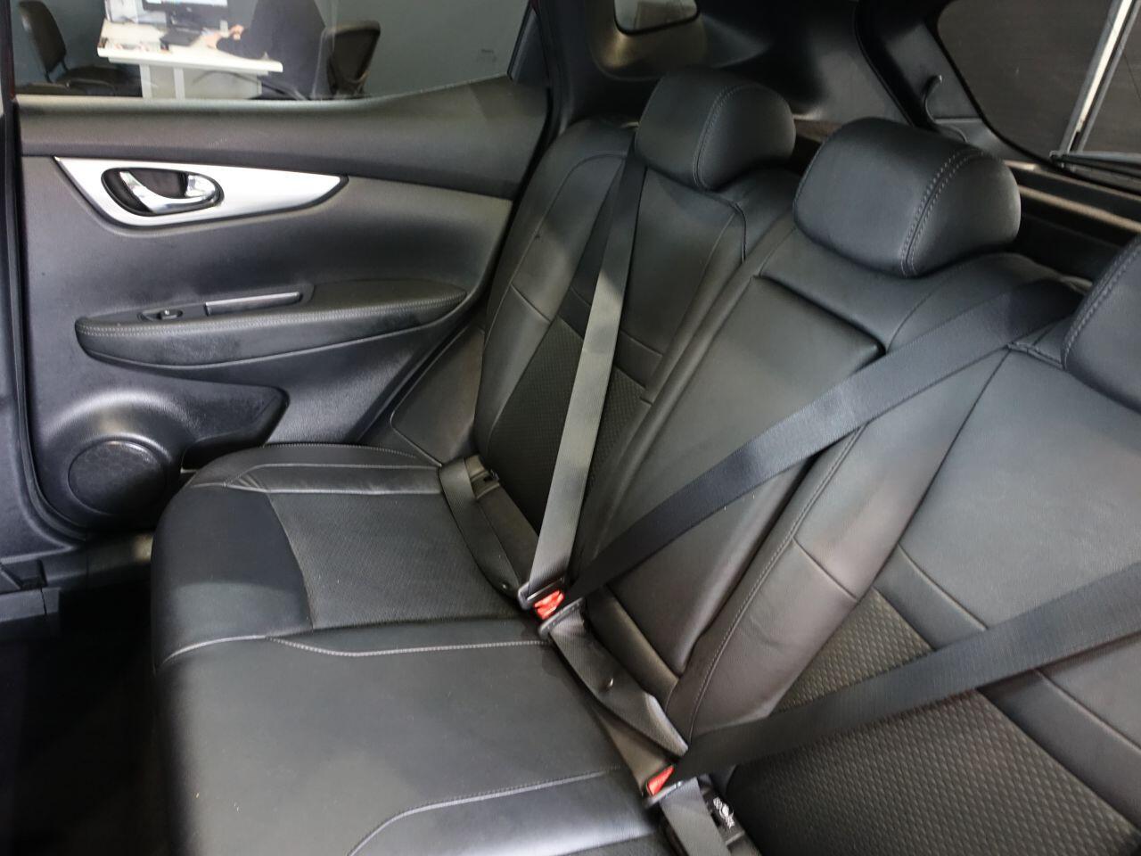 Nissan Qashqai - Image 19