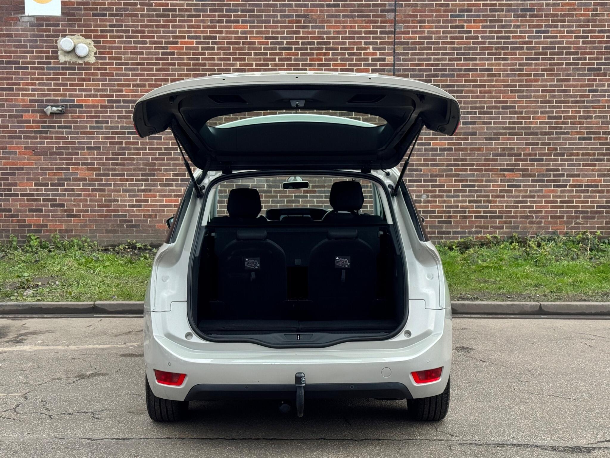 Citroen Grand C4 Picasso - Image 21