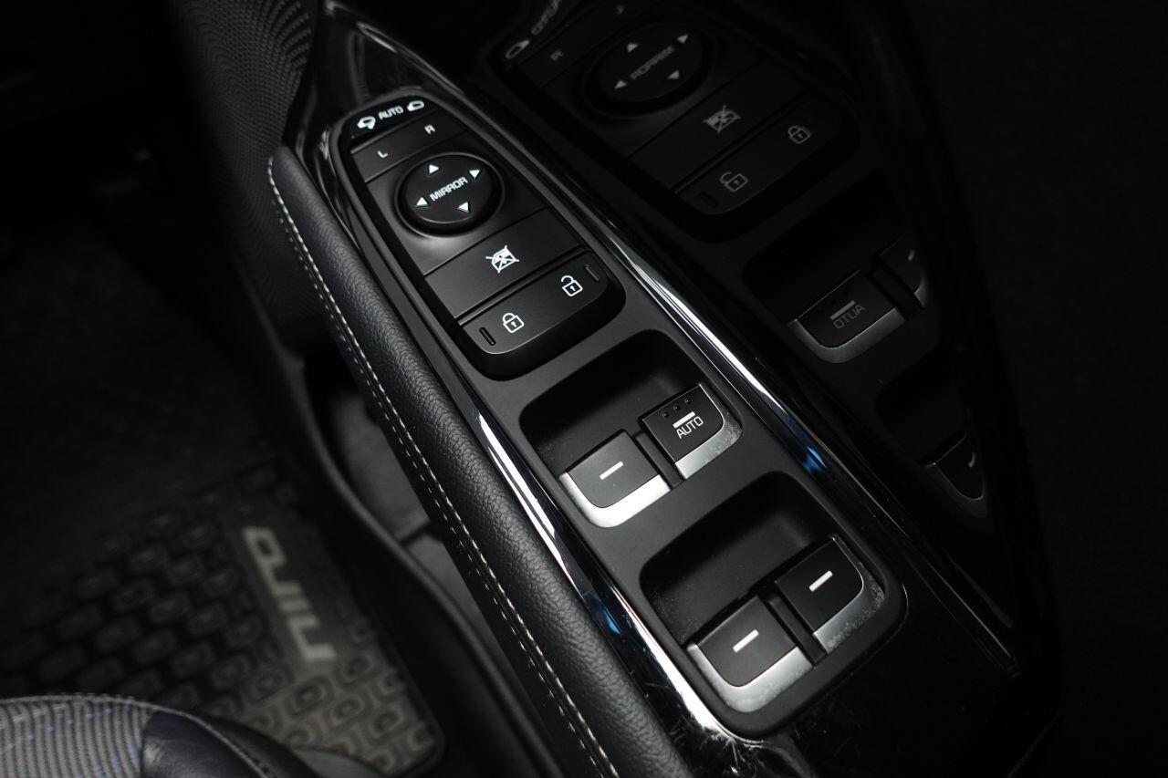 Kia Niro - Image 38