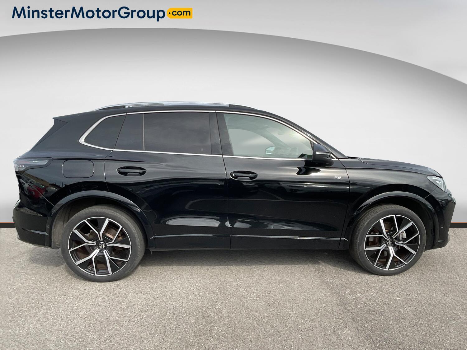 Volkswagen Tiguan - Image 2