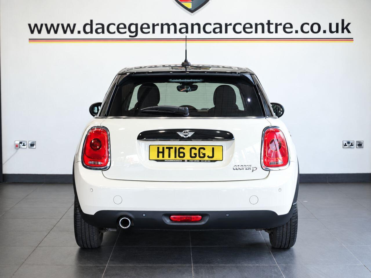 MINI Hatch - Image 7