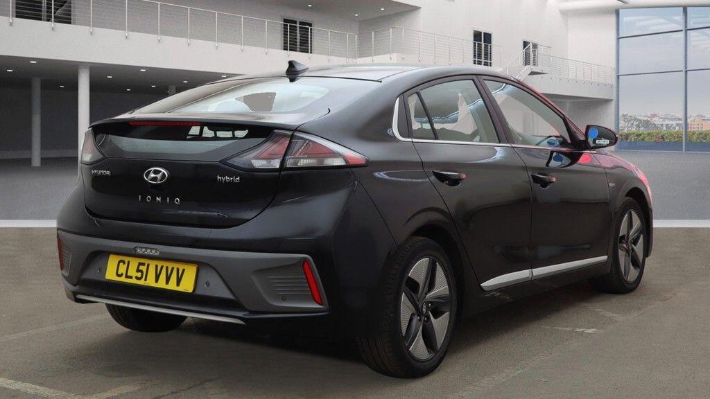 Hyundai Ioniq - Image 6