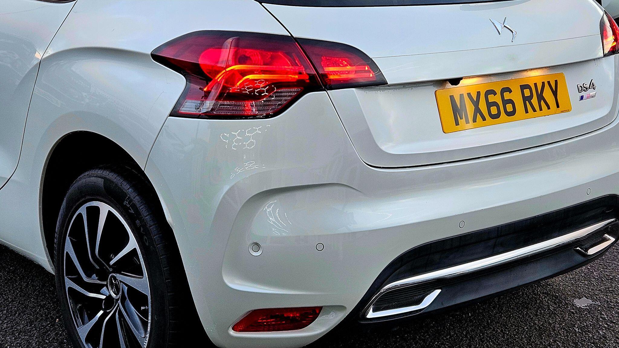 DS AUTOMOBILES DS 4 - Image 18