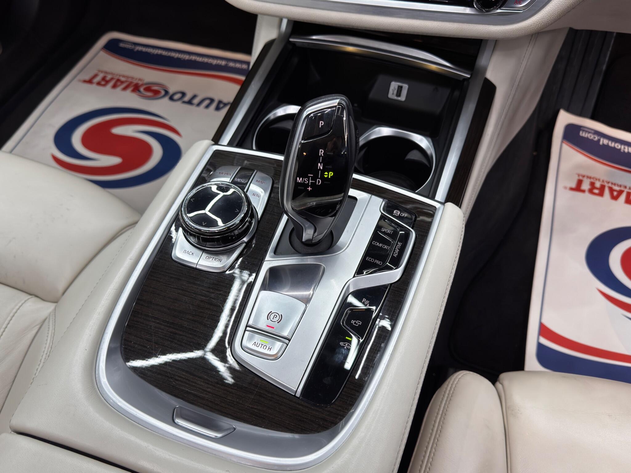 BMW 7 Series - Image 28