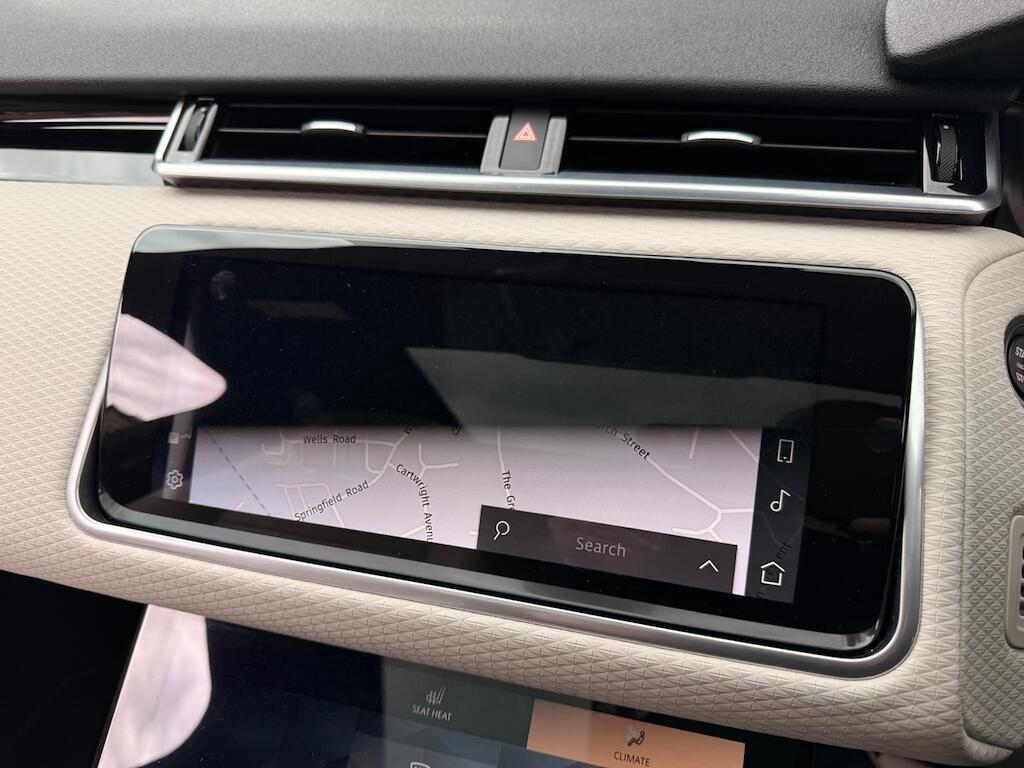 Land Rover Range Rover Velar - Image 59
