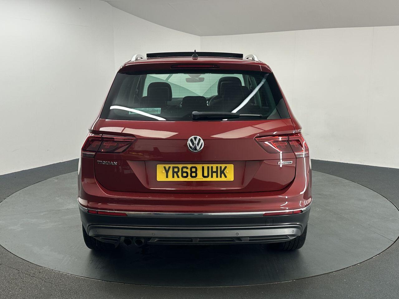 Volkswagen Tiguan - Image 9