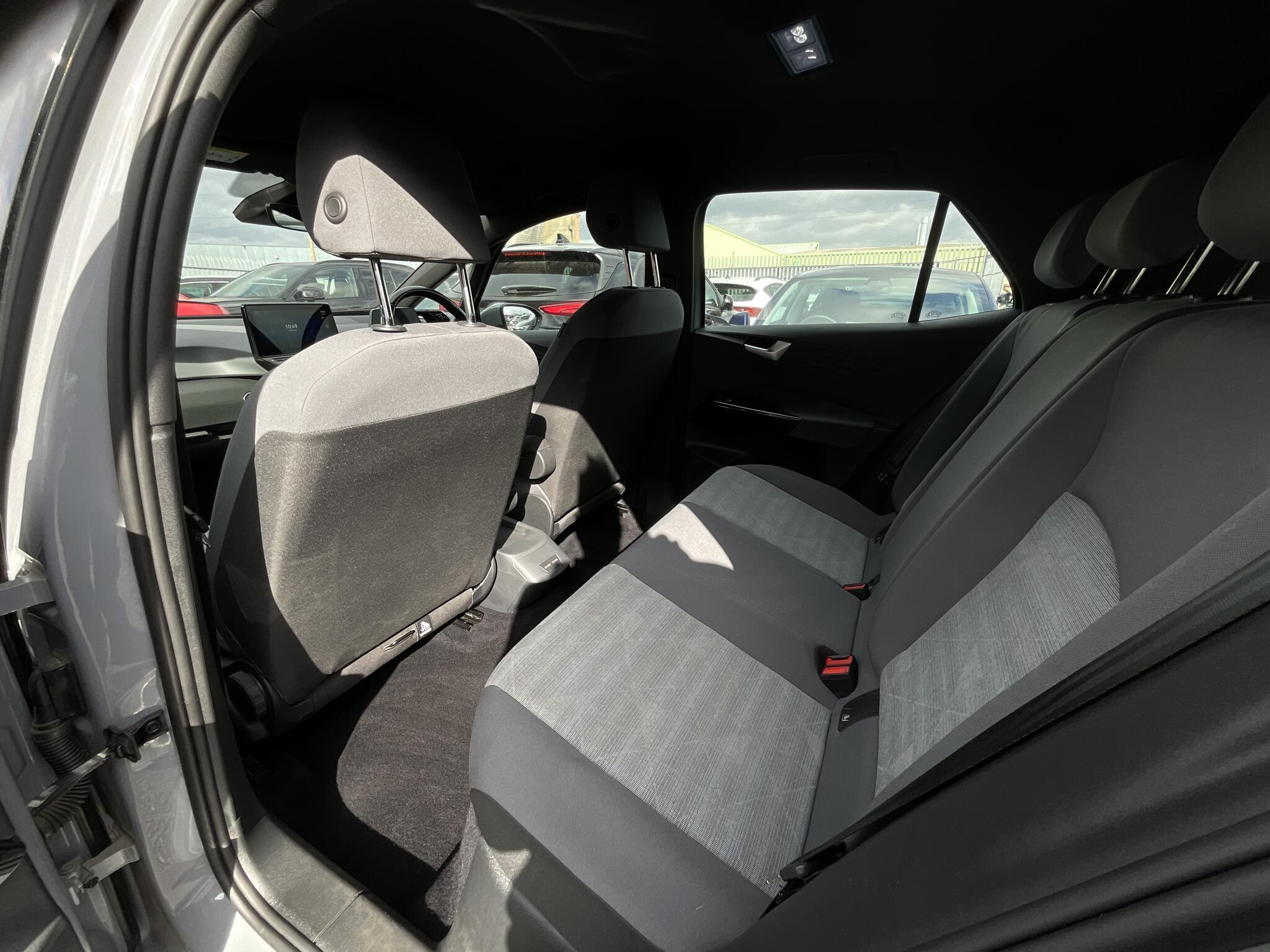 Volkswagen ID.3 - Image 13