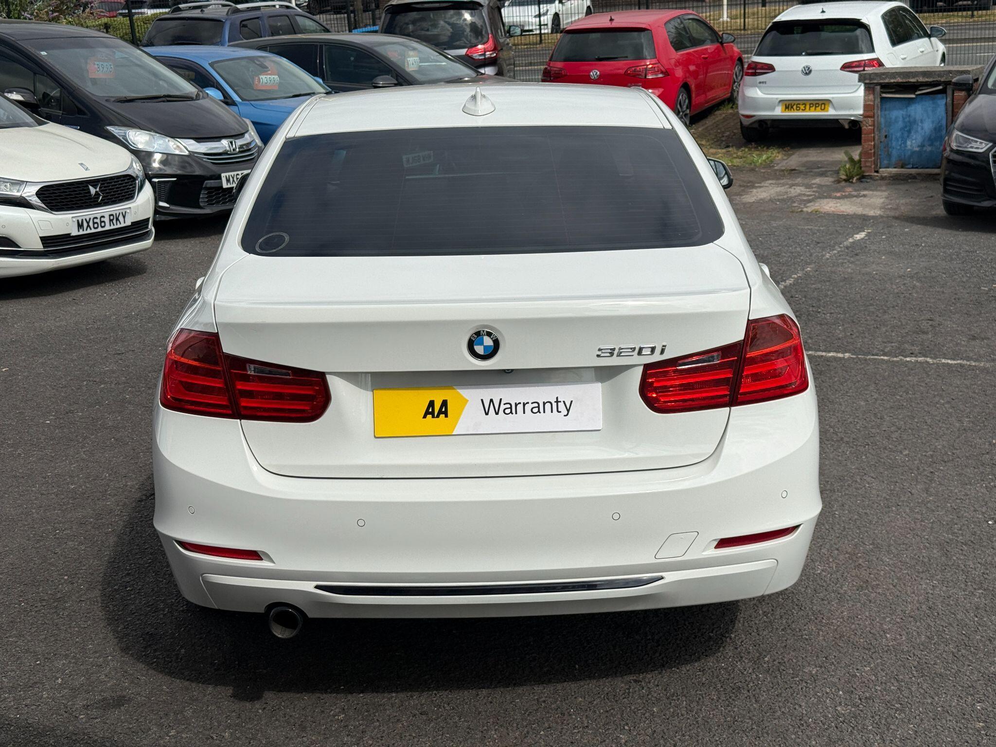 BMW 3 Series - Image 18