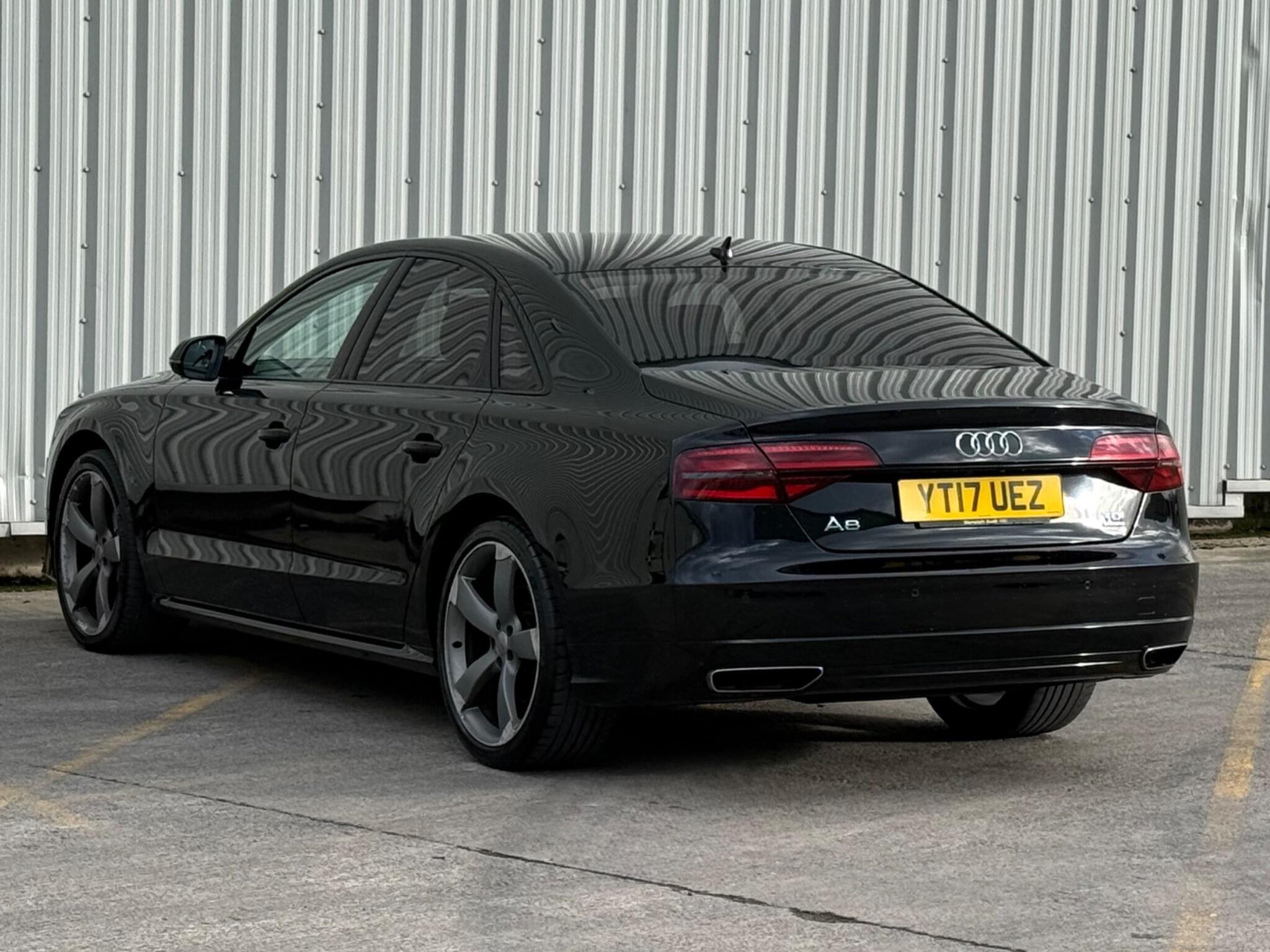 Audi A8 - Image 16