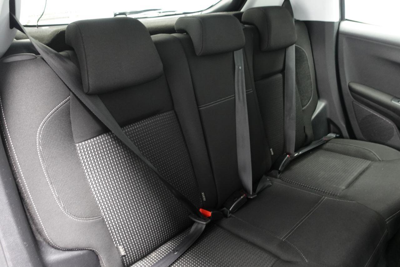 Peugeot 208 - Image 18