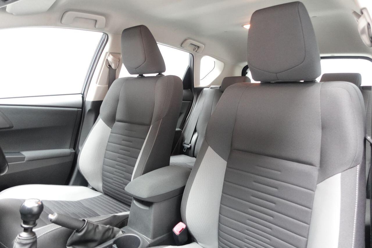 Toyota Auris - Image 17