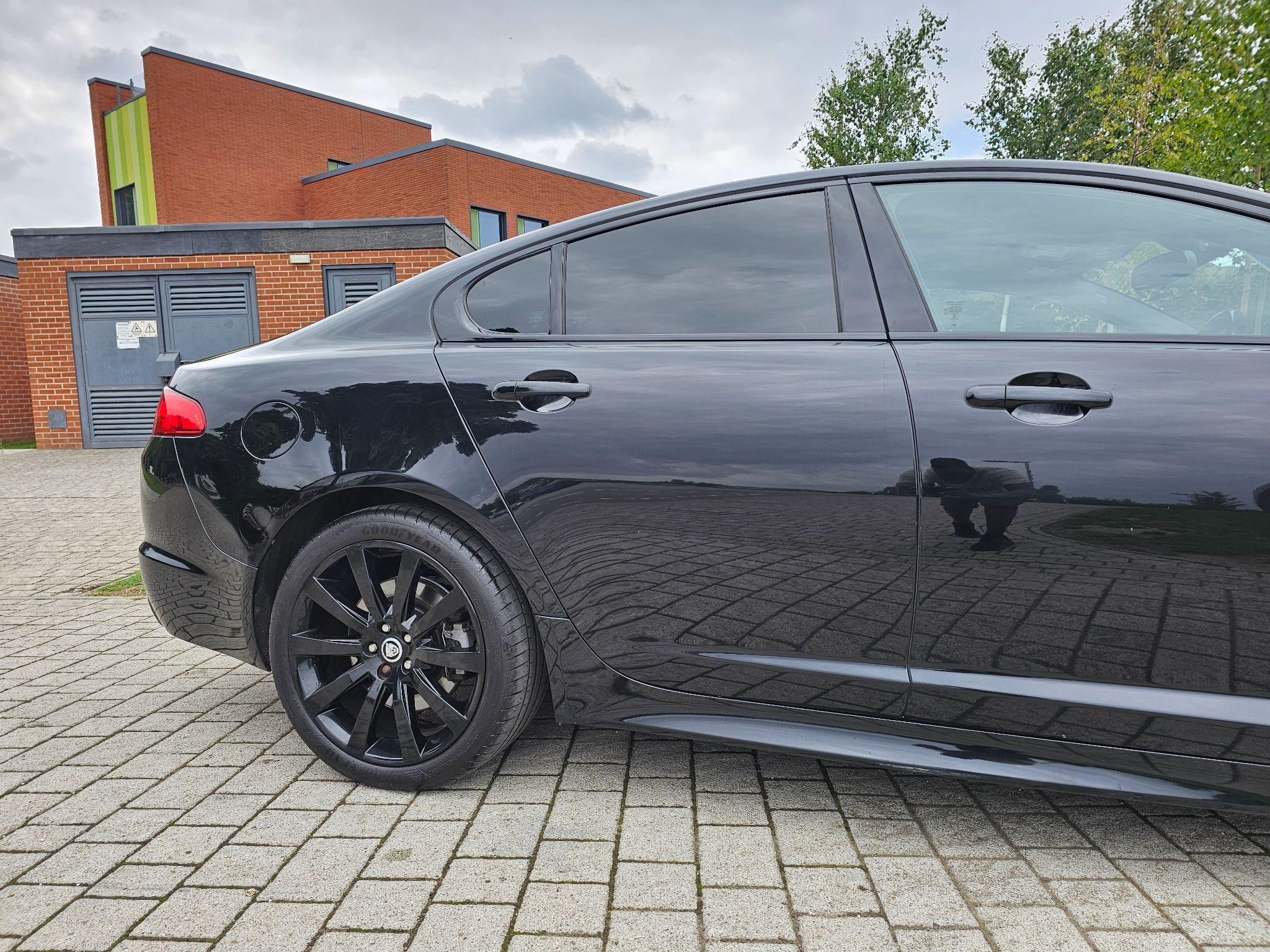 Jaguar XF - Image 3