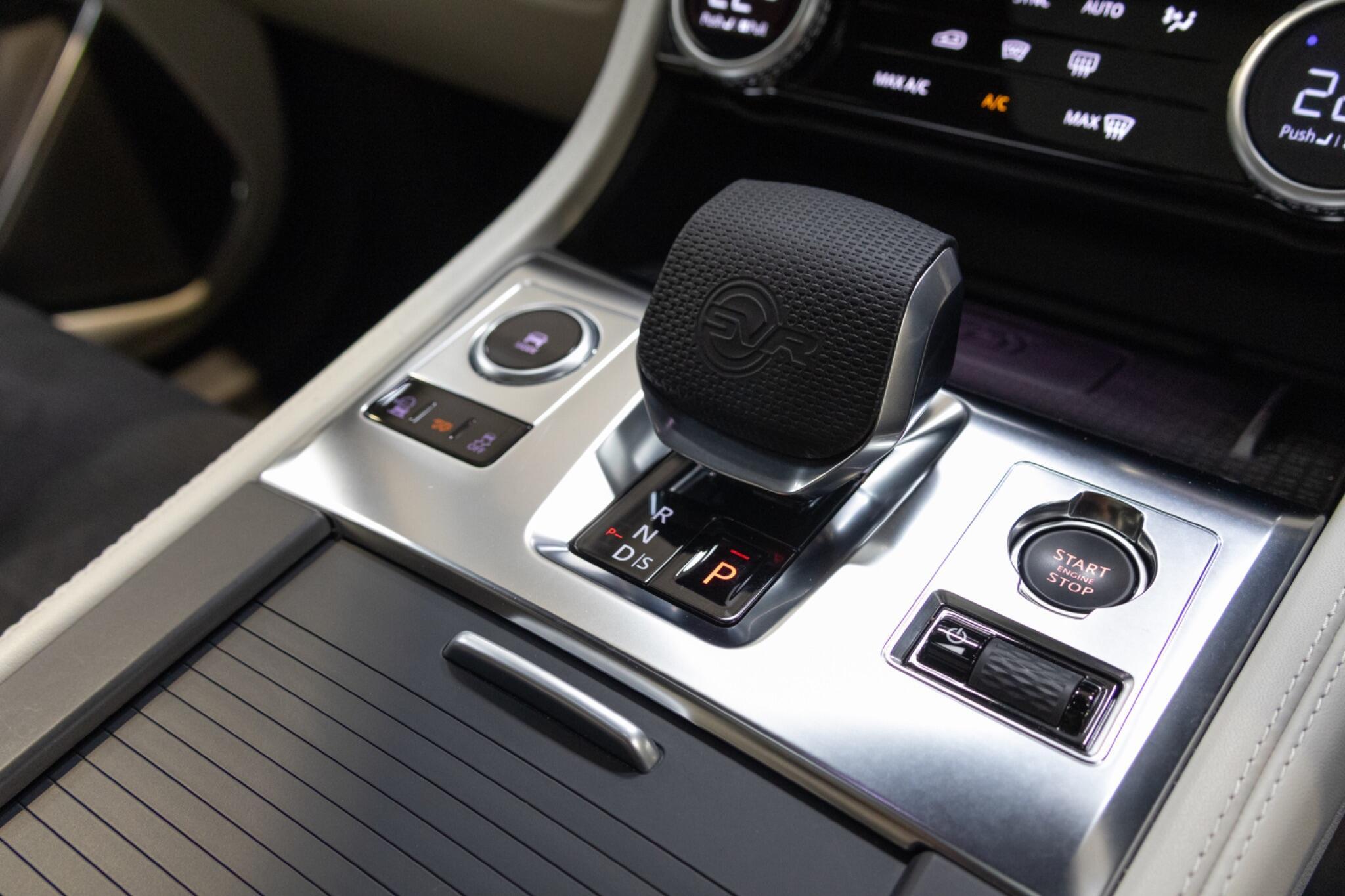 Jaguar F-Pace - Image 30