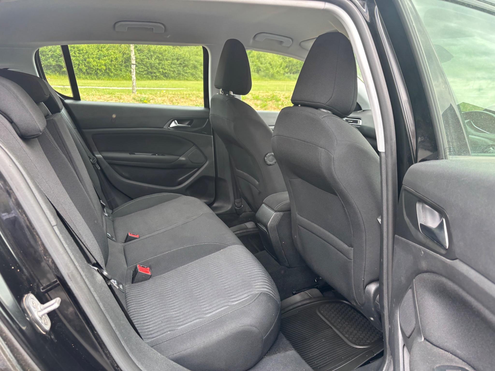 Peugeot 308 - Image 15